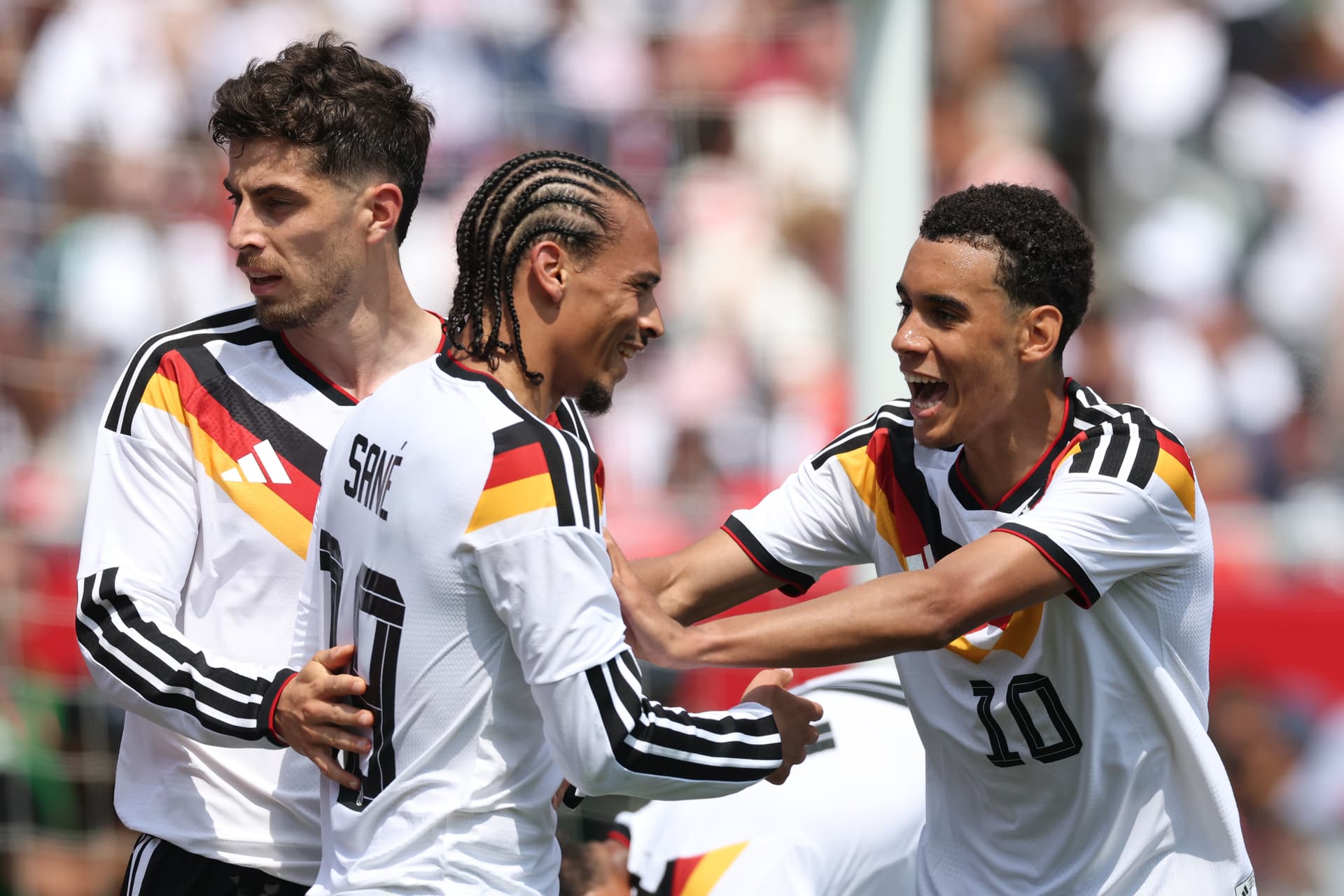 Elementos de la Selección Alemania en Partido Previo al Juego con Curazao