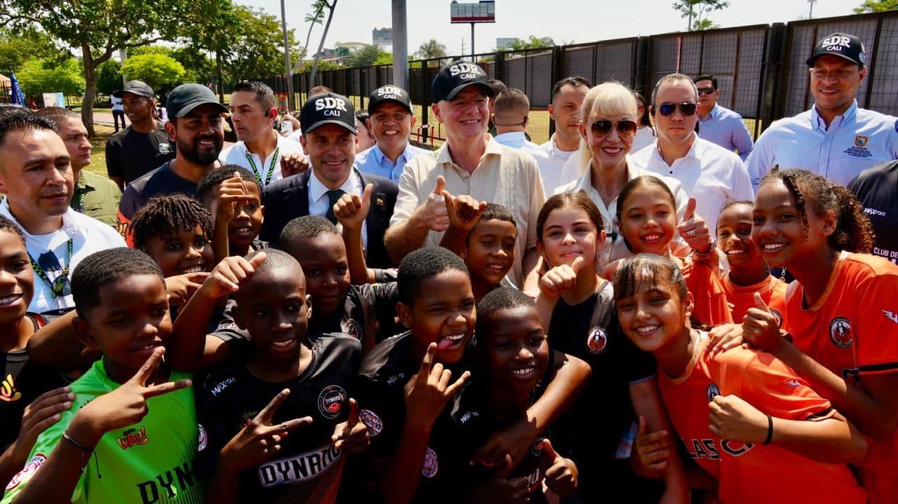 Gianni Infantino de visita en Cali, Colombia. Foto: Especial