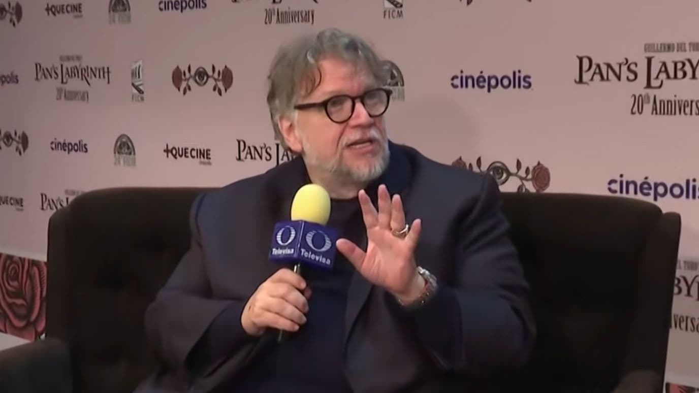 Guillermo del Toro durante entrevista en el FICM