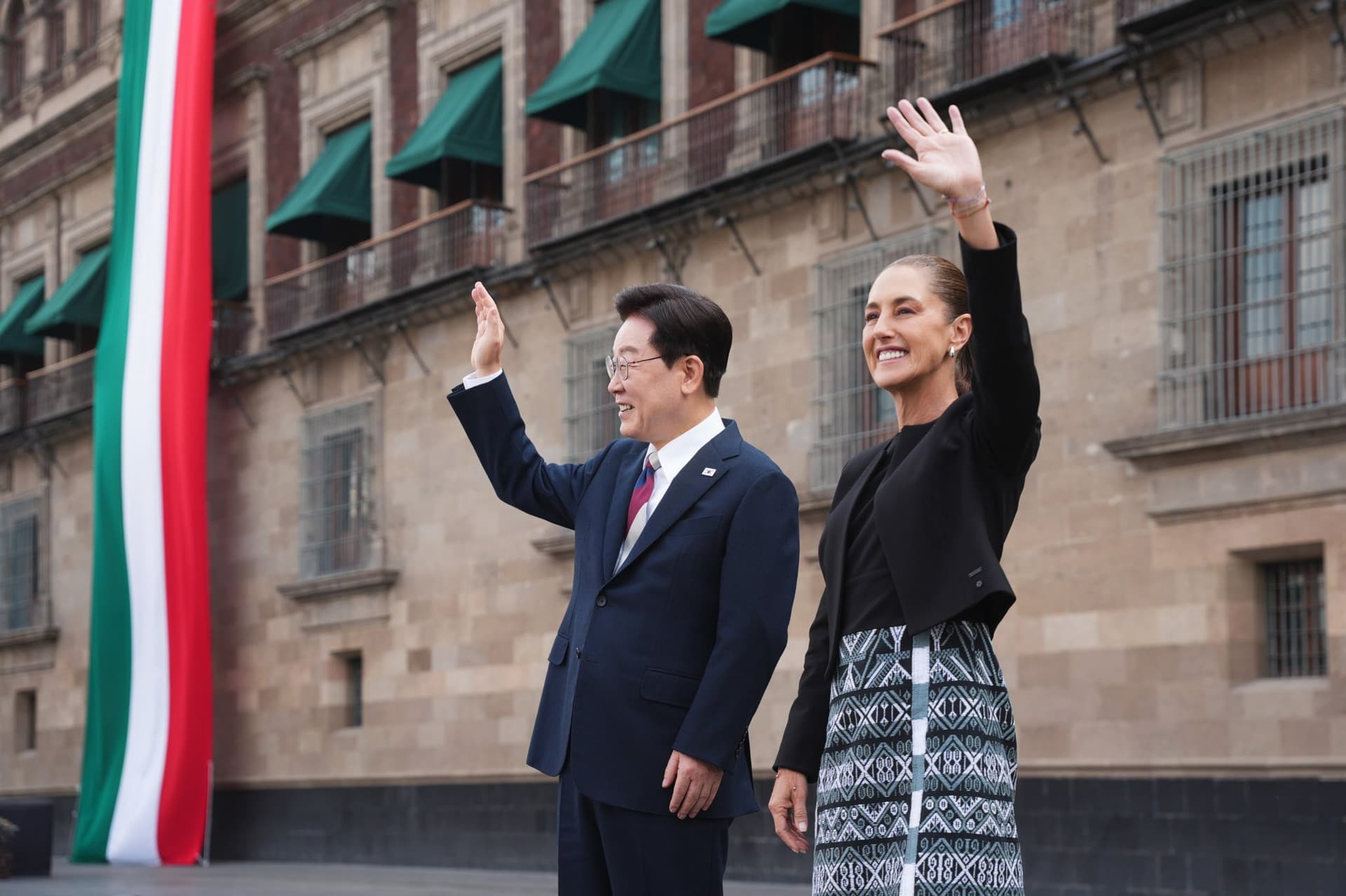Lee Jae-myung y Claudia Sheinbaum, presidentes de Corea del Sur y México, respectivamente.