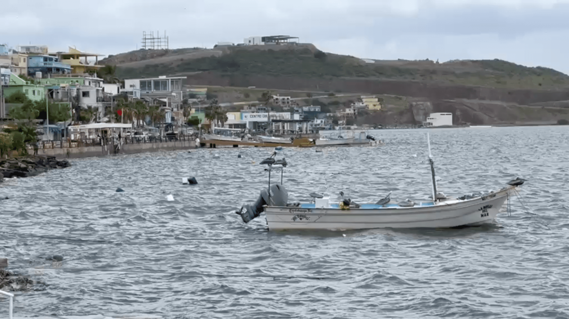 Huracán Polo Provoca Lluvias Intensas y Oleaje Elevado en el Norte de Sinaloa