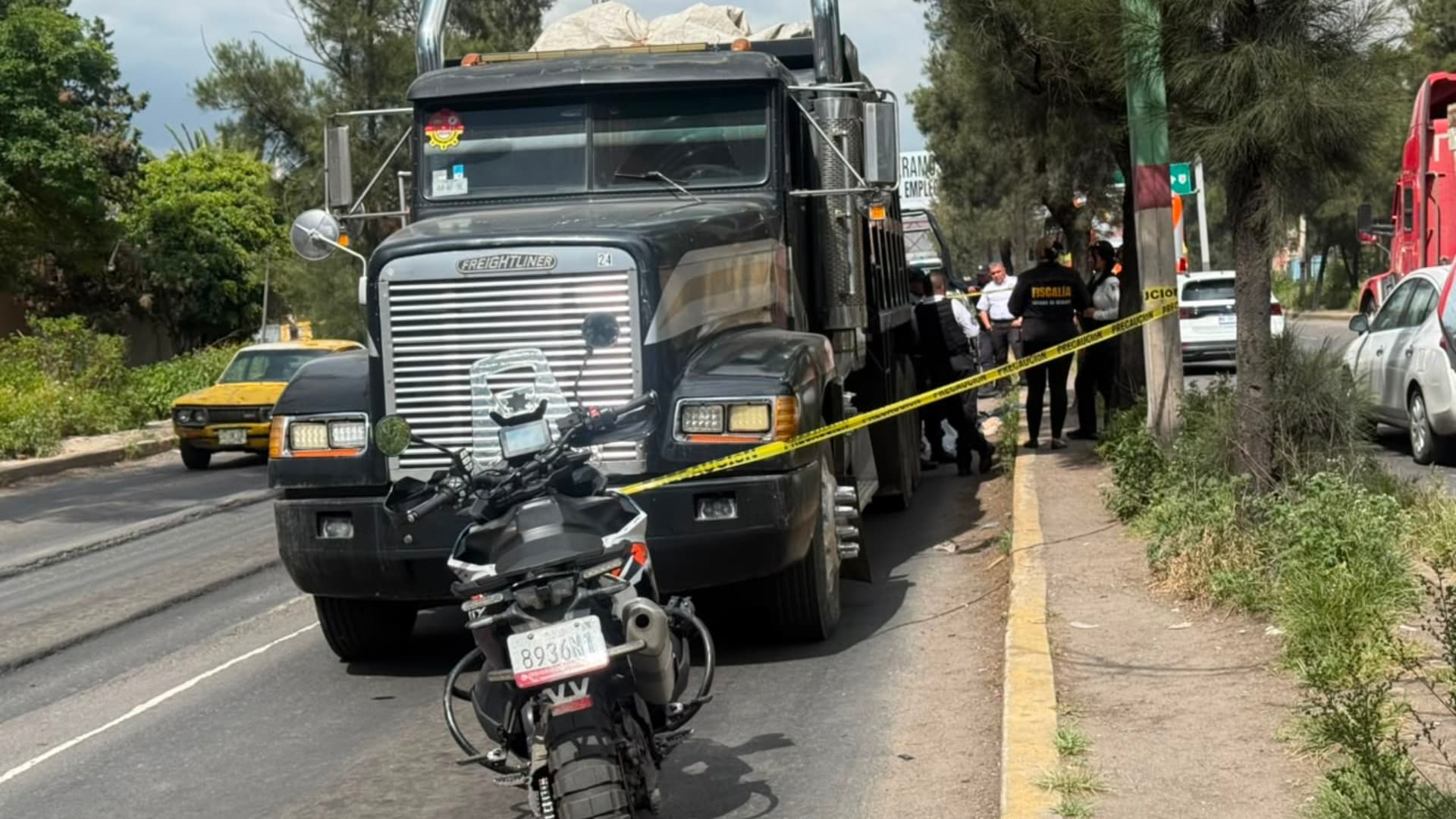 Hombre Muere Atropellado por Tráiler en Nezahualcóyotl, Edomex