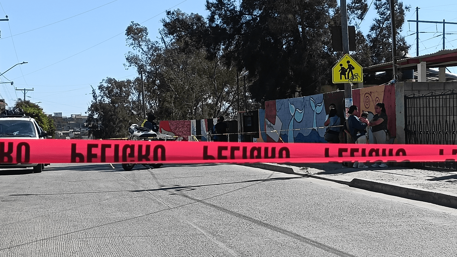 Matan a Balazos a Dos Mujeres Frente a Escuela Primaria de Vista Encantada, Tijuana
