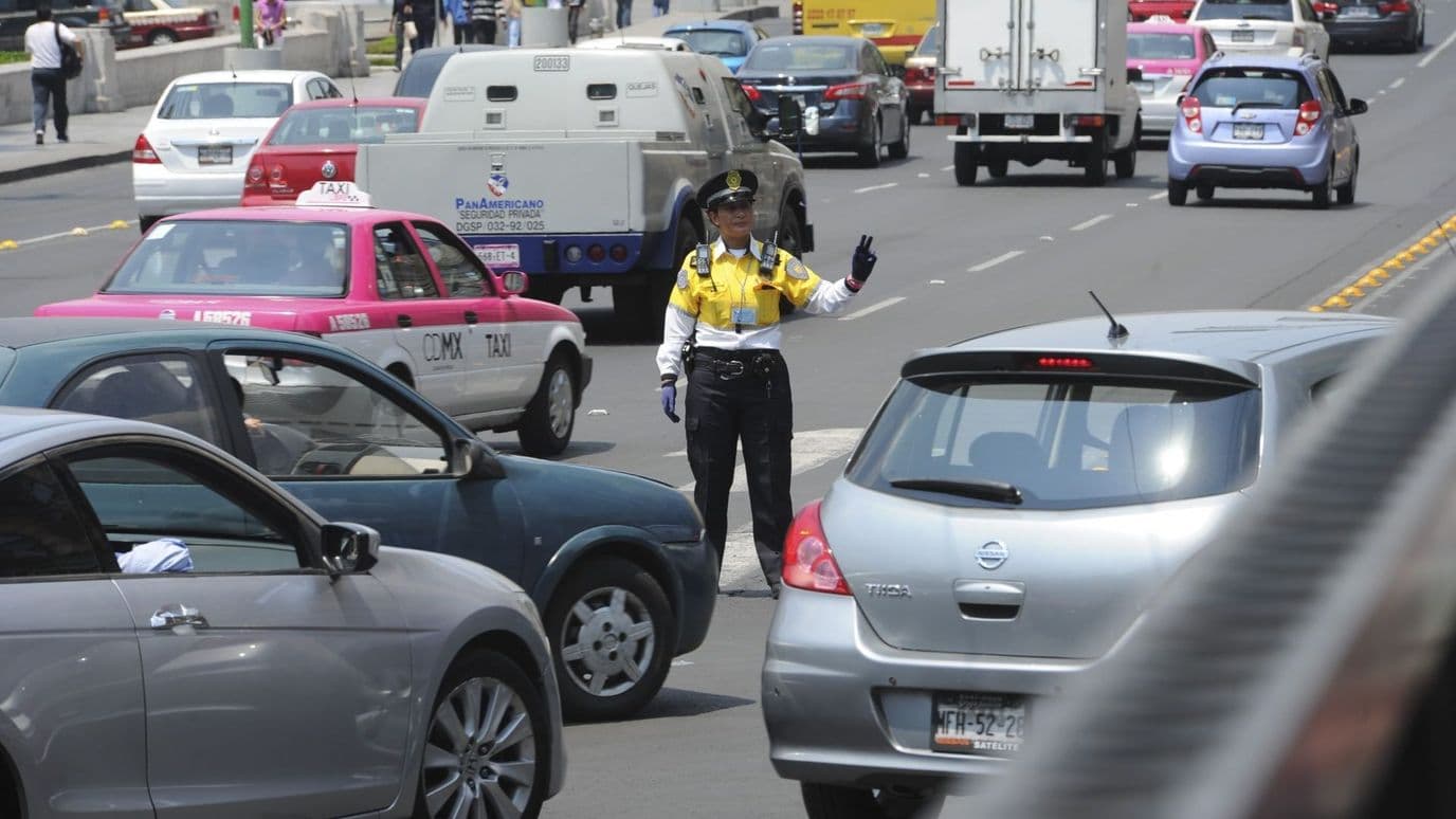 ¿Hay Doble Hoy No Circula 8 de Octubre 2026 en CDMX-Edomex? Engomados y Placas 'Castigados'