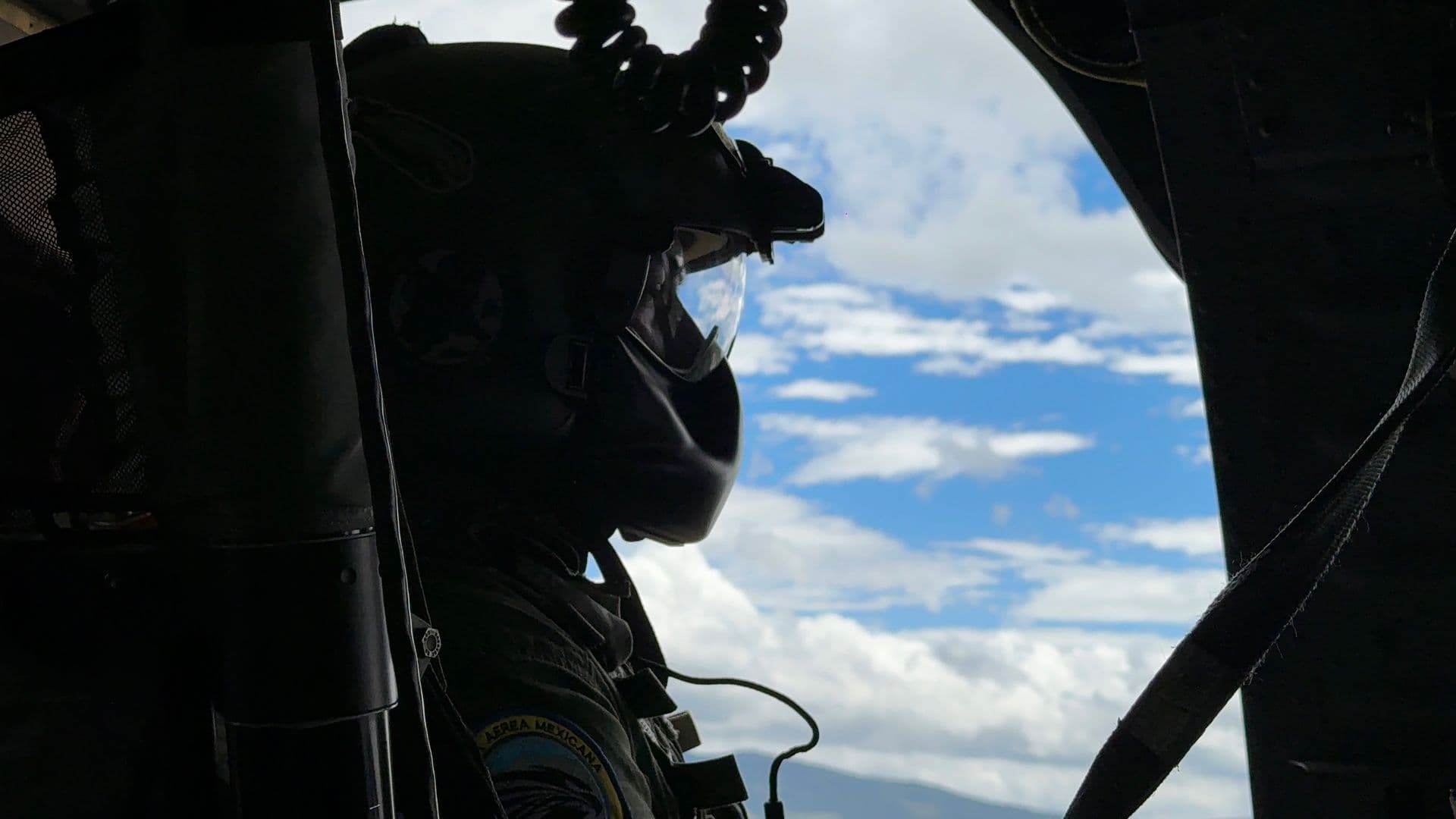 Formación de los Black Hawk de las Fuerzas Armadas