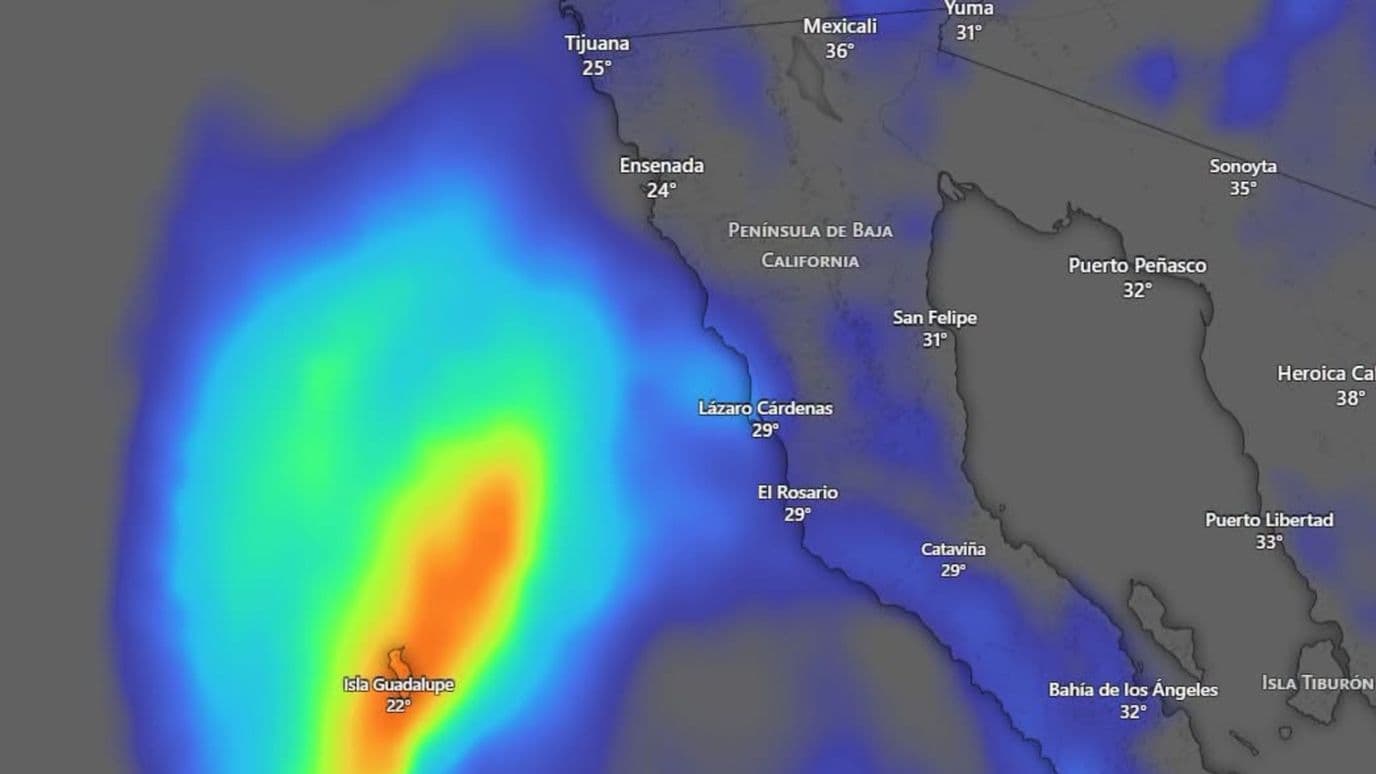 Alertan por Lluvias, Viento y Oleaje Elevado en Baja California por Tormenta Rachel
