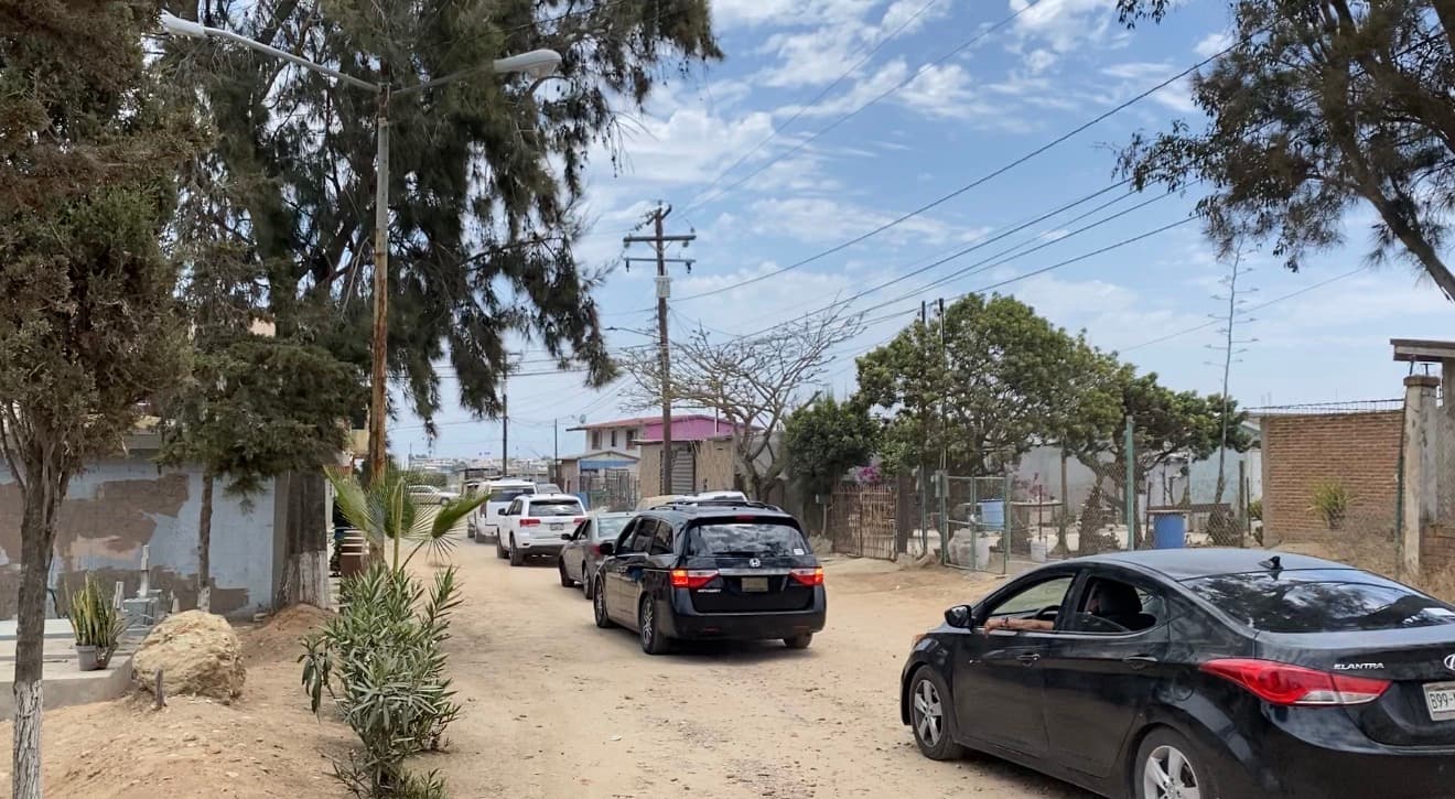 Despiden con Caravana a Conductor Asesinado en Tijuana