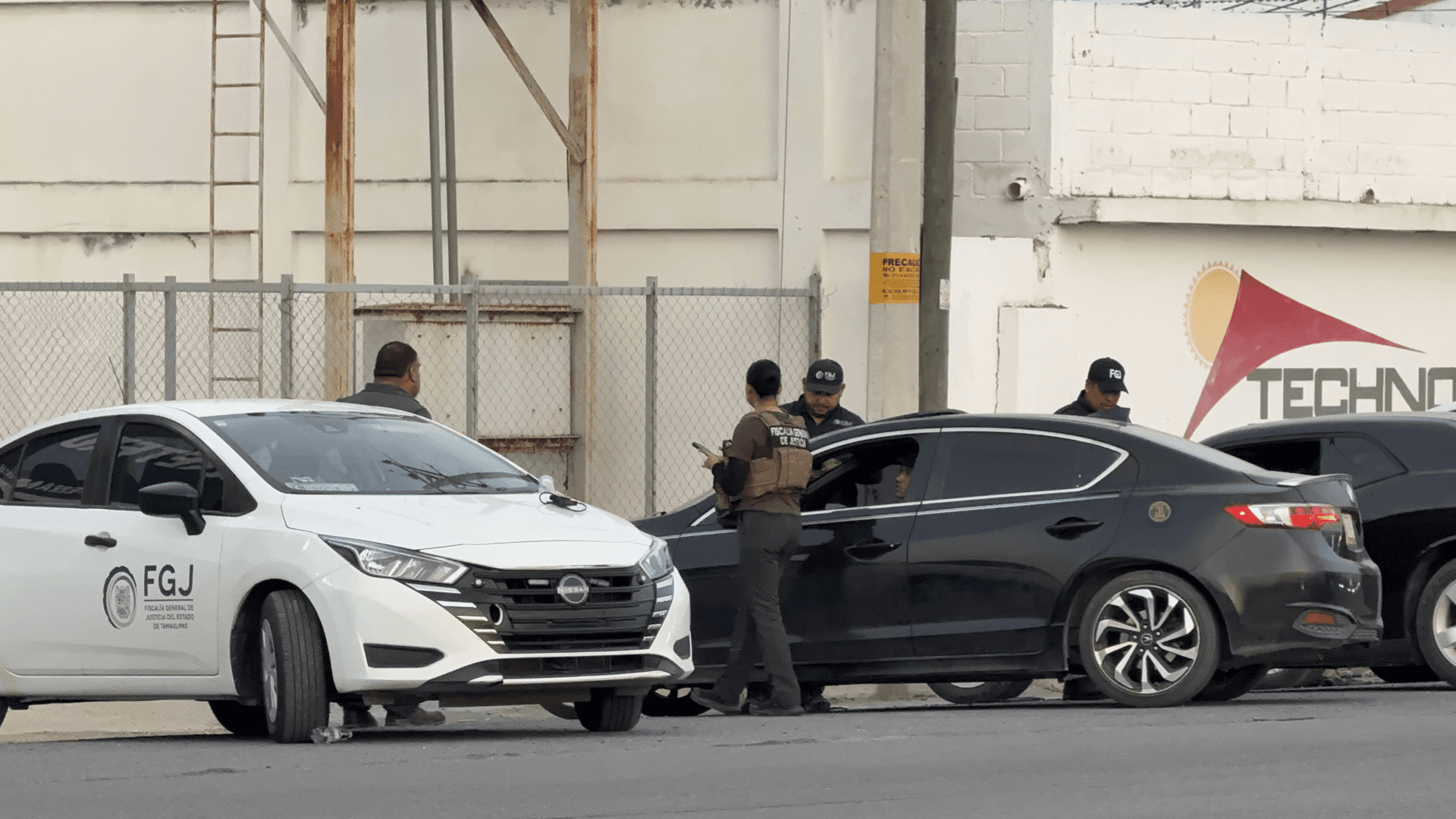 FGJT Realiza Operativos en Reynosa para Detectar Vehículos con Reporte de Robo