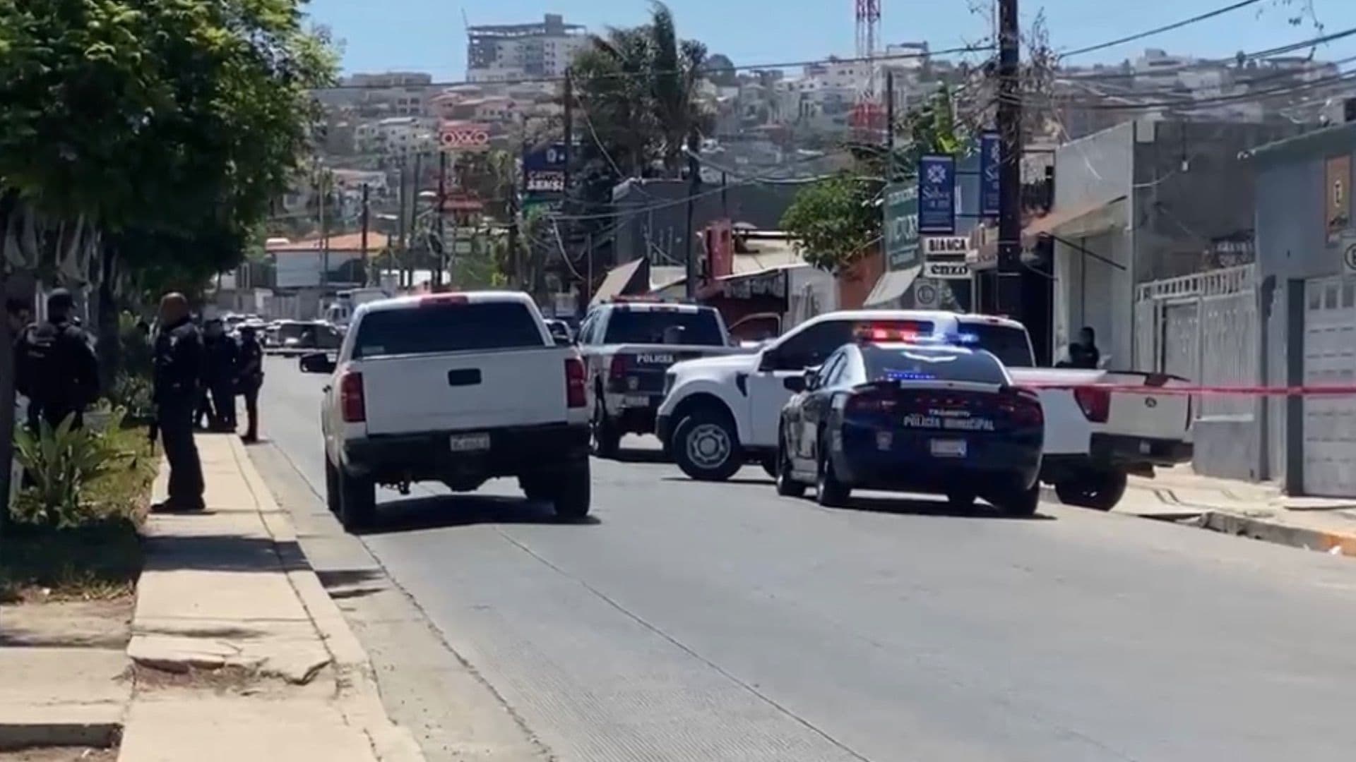 Localizan Dos Cuerpos Dentro de Vehículos en Distintos Puntos de Tijuana