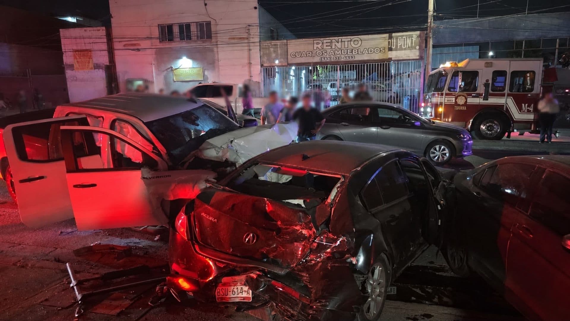 Choque Múltiple Deja una Mujer Sin Vida y Cuatro Menores Lesionados en Tijuana