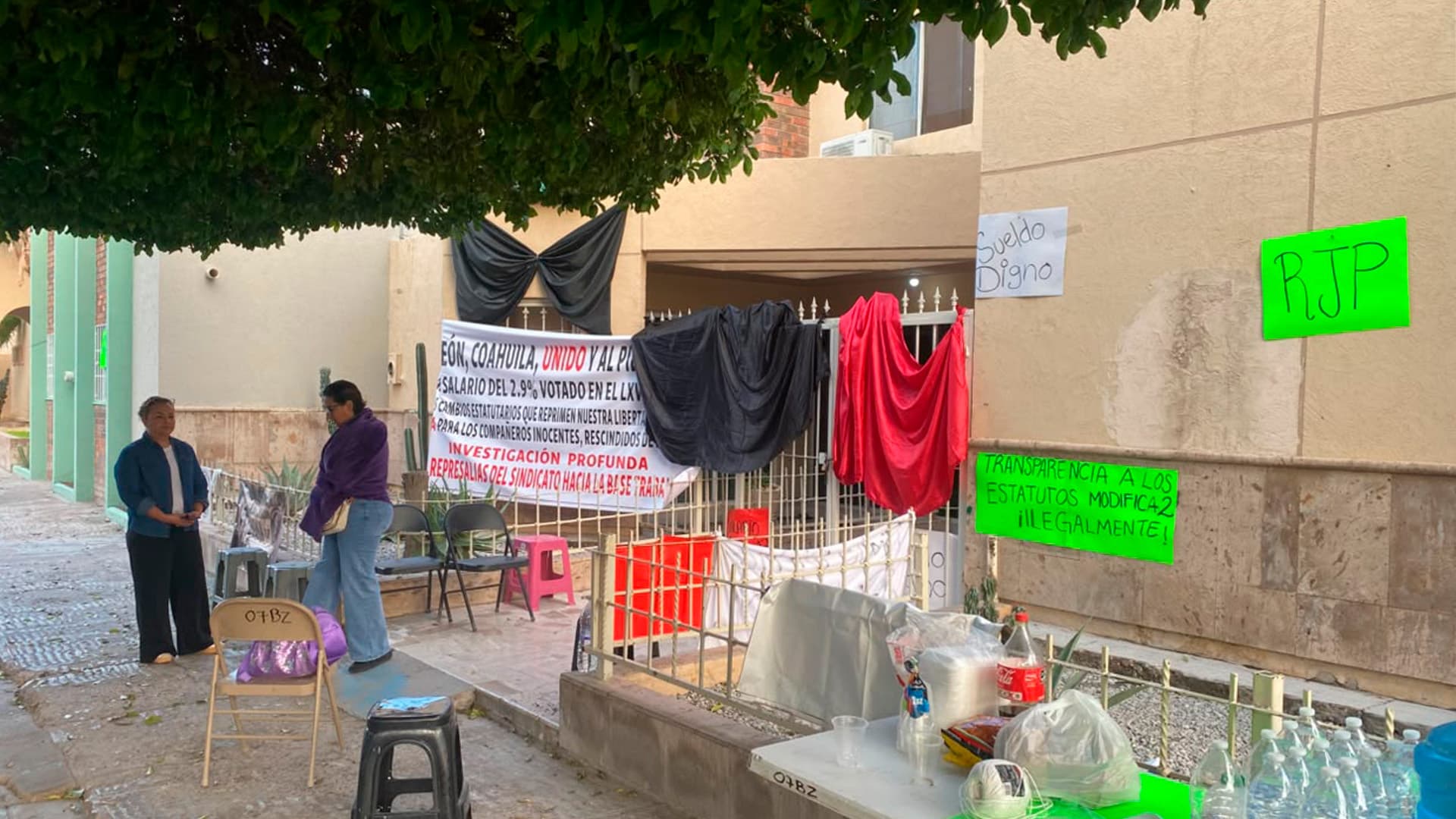 Los trabajadores exigen un salario digno, una jubilación justa y transparencia en los estatutos que fueron modificados