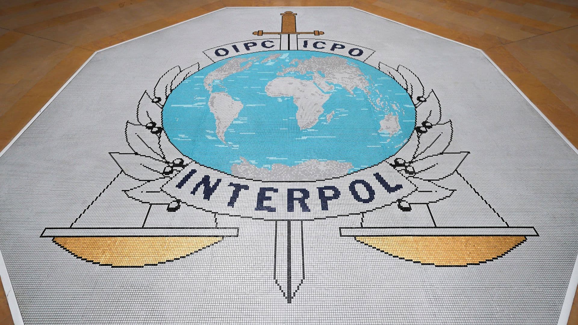 México Solicitará a Interpol Reactivar Ficha Roja para Inés Gómez Mont y Víctor Álvarez Puga