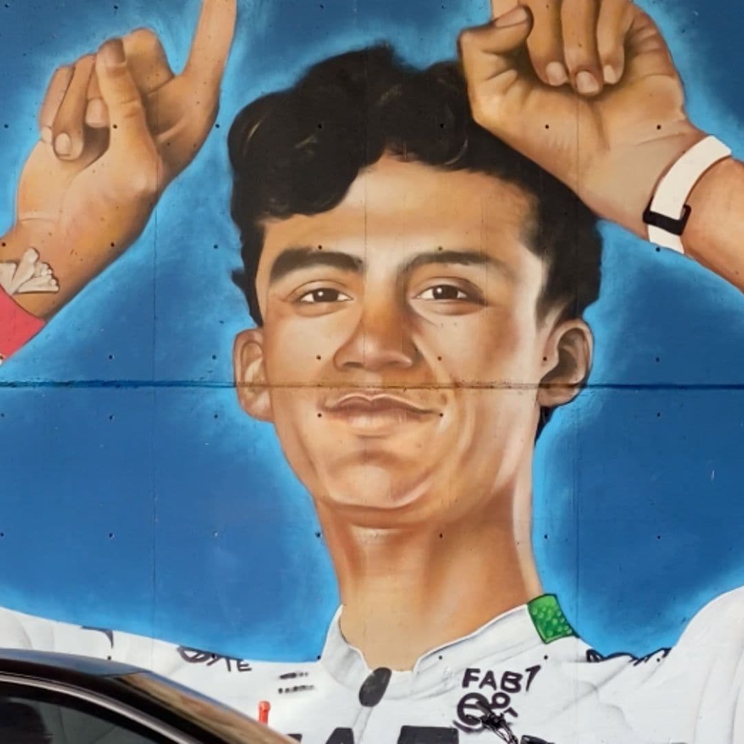 Realizan Mural de Isaac del Toro en la Garita de San Ysidro en Tijuana