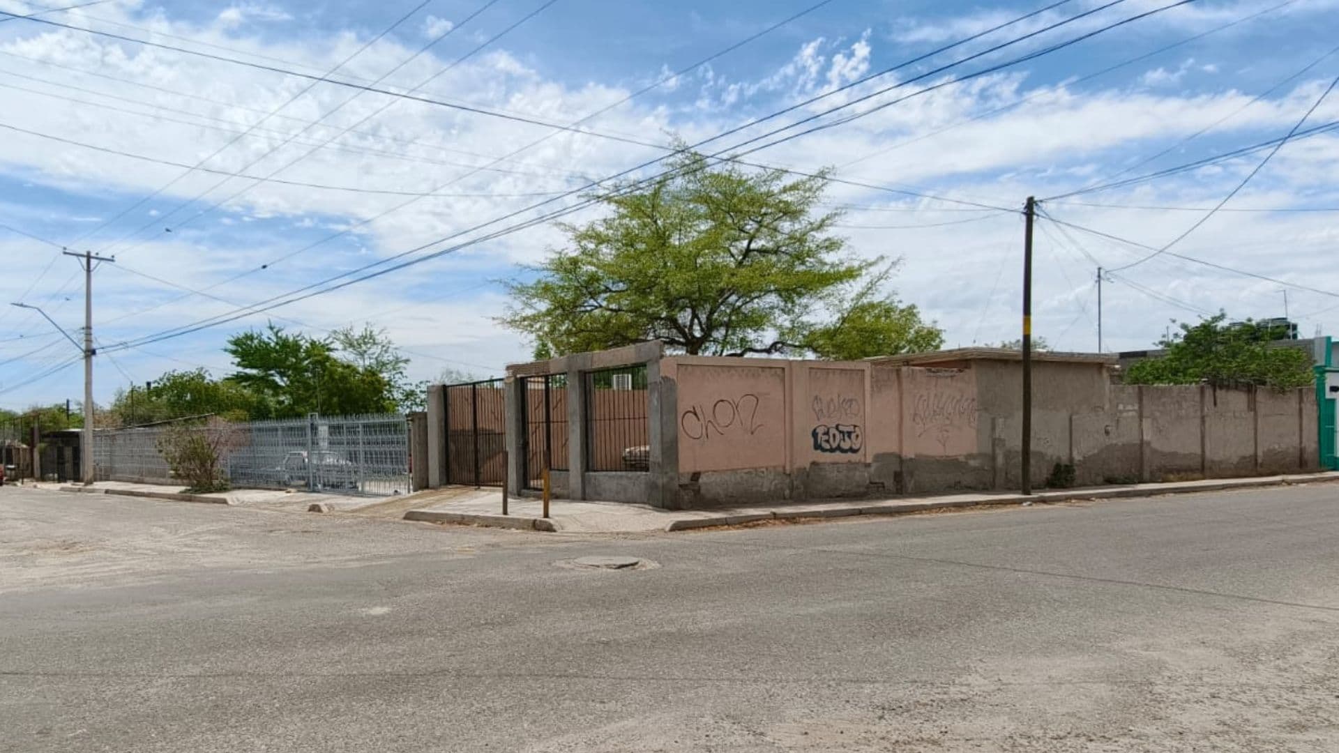 Detienen a Joven de 25 Años tras Intentar Incendiar un Vehículo al Sur de Hermosillo, Sonora