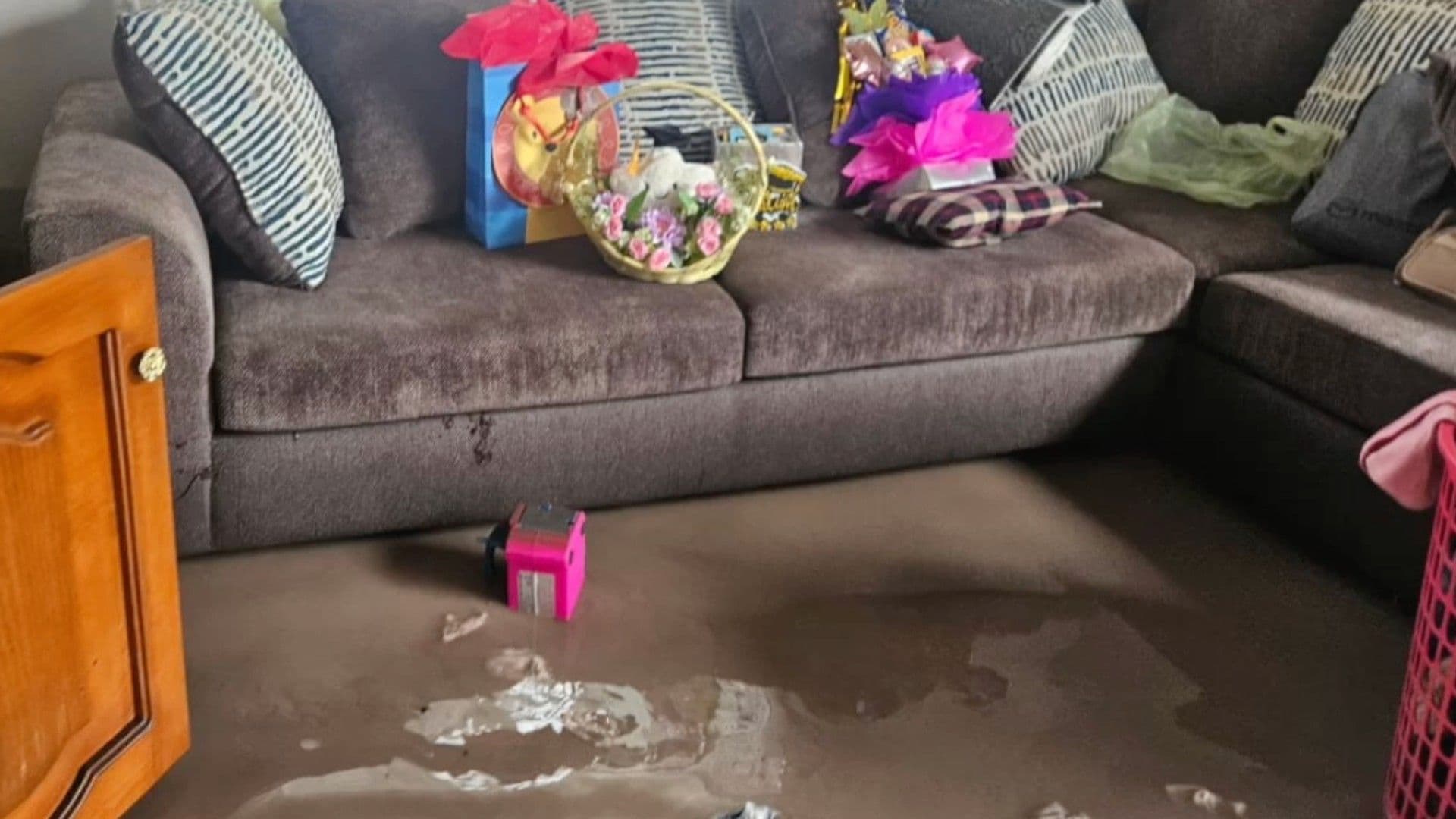 Lluvias Causan Desbordamiento del Arroyo del Cerrito de Gasca Afectando Mínimo a 20 Familias En Salamanca, Guanajuato.