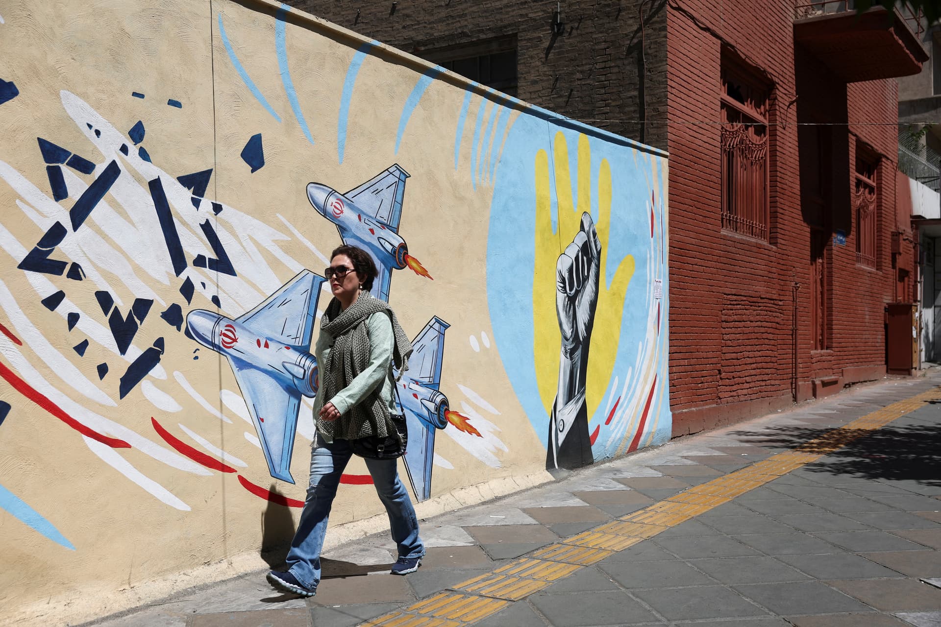 Irán
