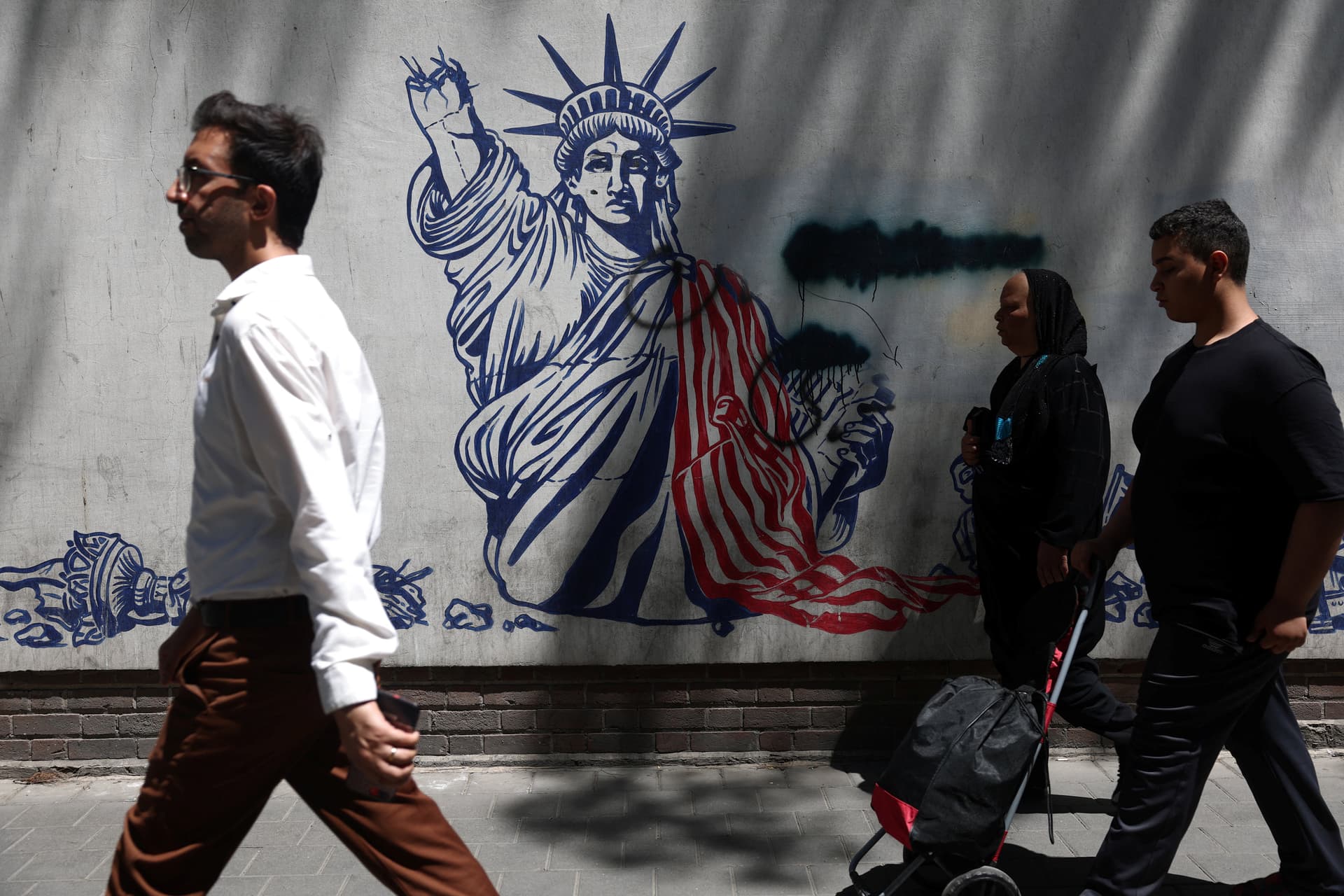 Reanudar la Guerra Contra Estados Unidos Es Inevitable, Dice Mando Militar de Irán