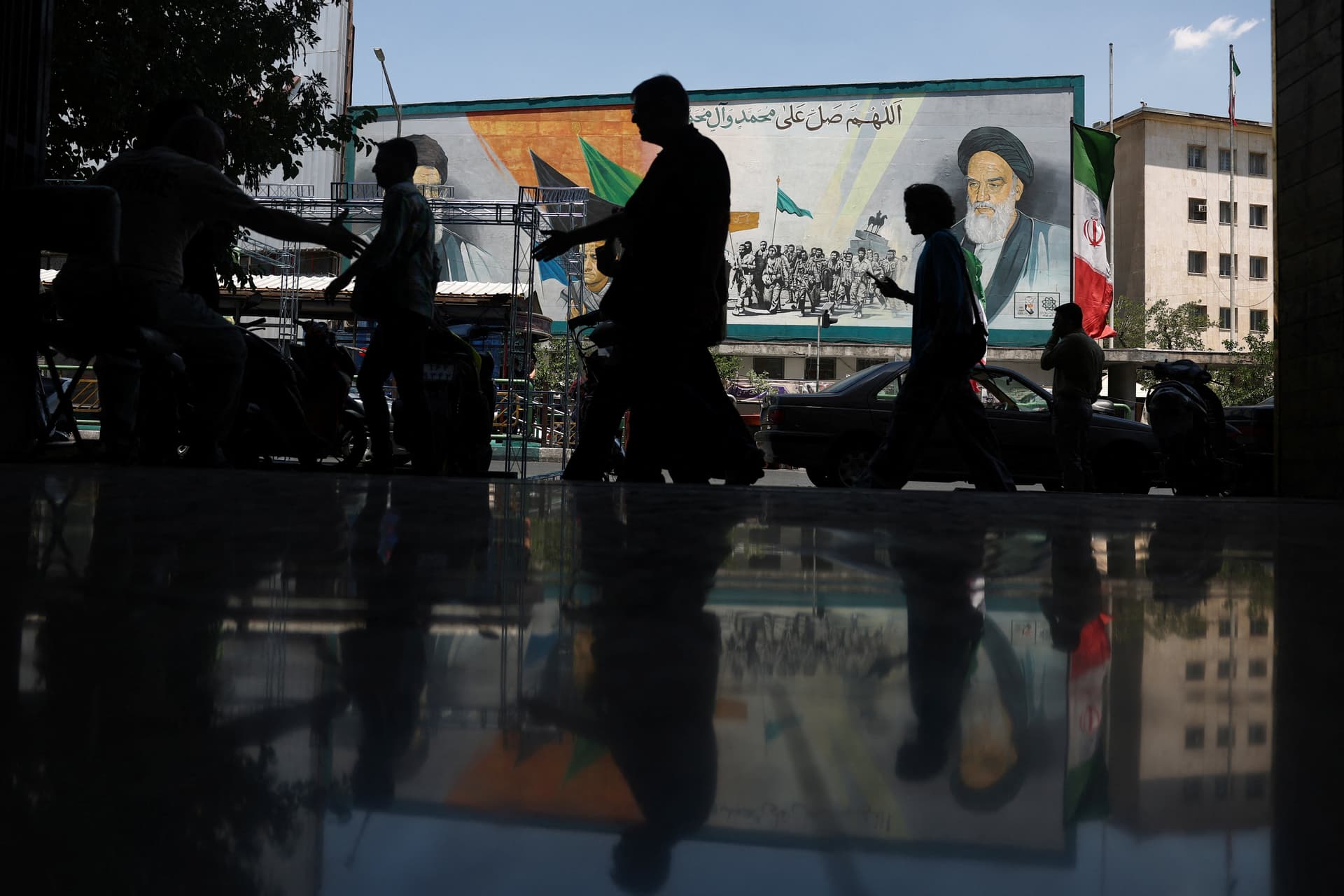 Irán