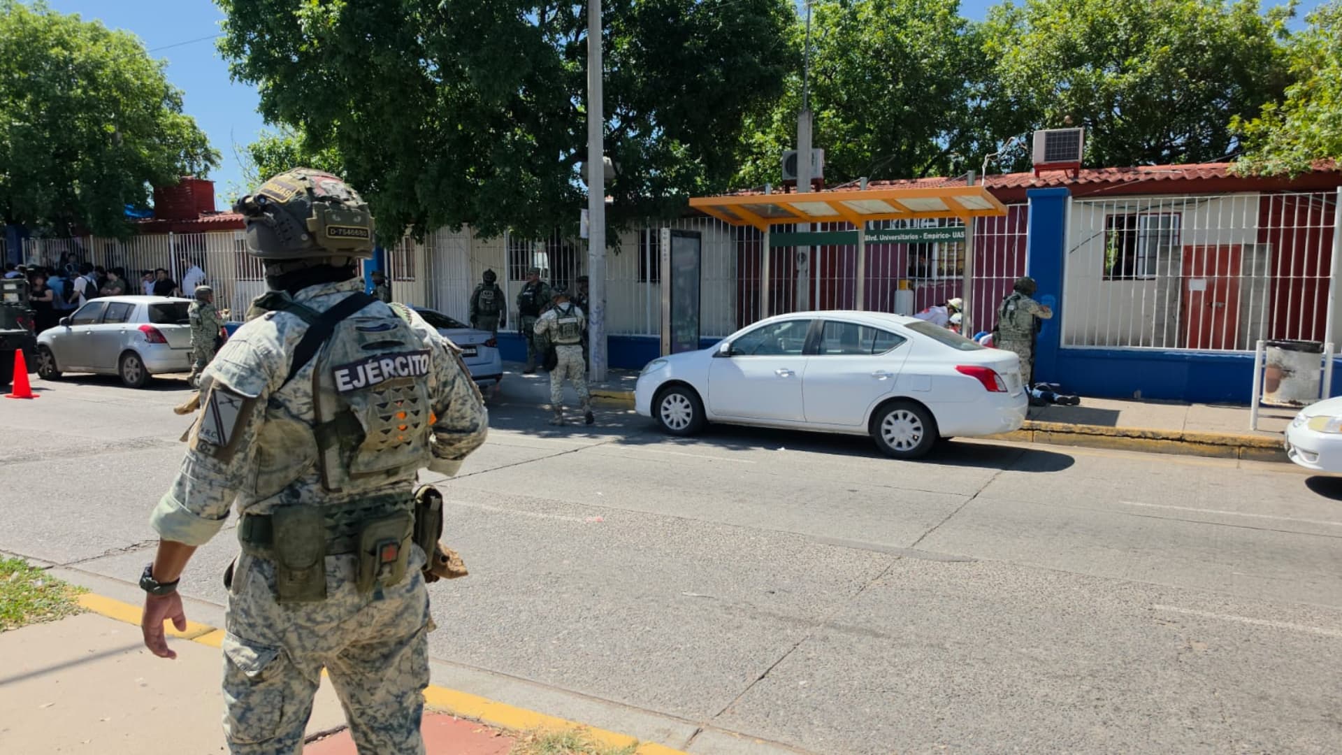 Asesinan a Balazos a Joven frente a Ciudad Universitaria en Culiacán, Sinaloa