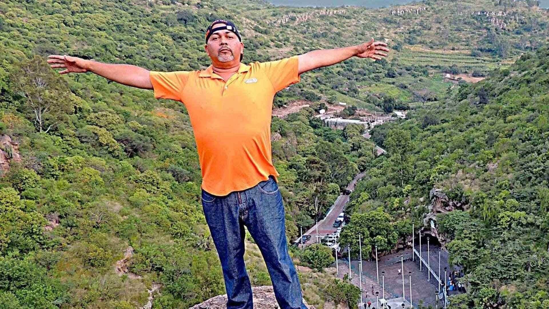 Hallan a Creador de Contenido Karlos Picenox Muerto en San José de Ayala en Huanímaro.