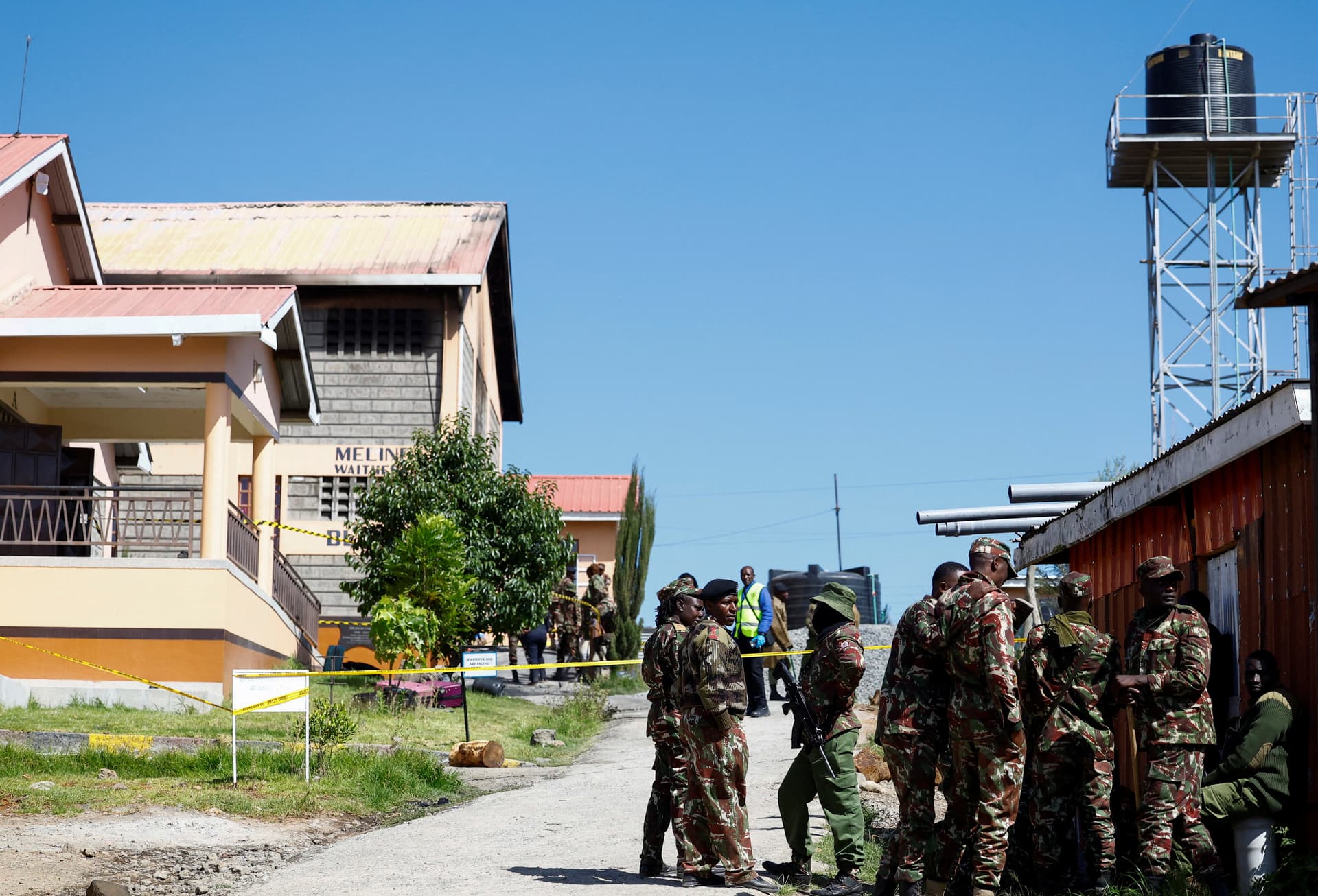Mueren 16 Alumnas en Incendio de Escuela para Niñas en Kenia