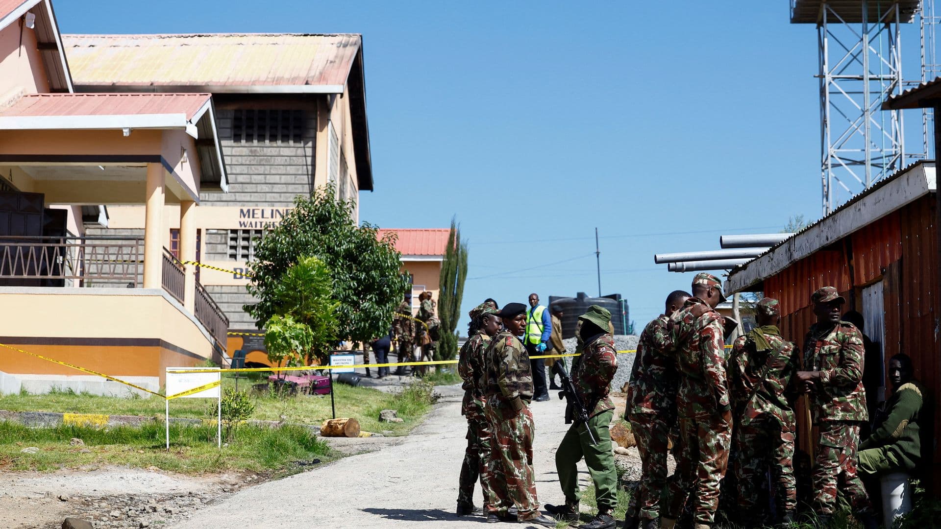 Mueren 16 Alumnas en Incendio de Escuela para Niñas en Kenia