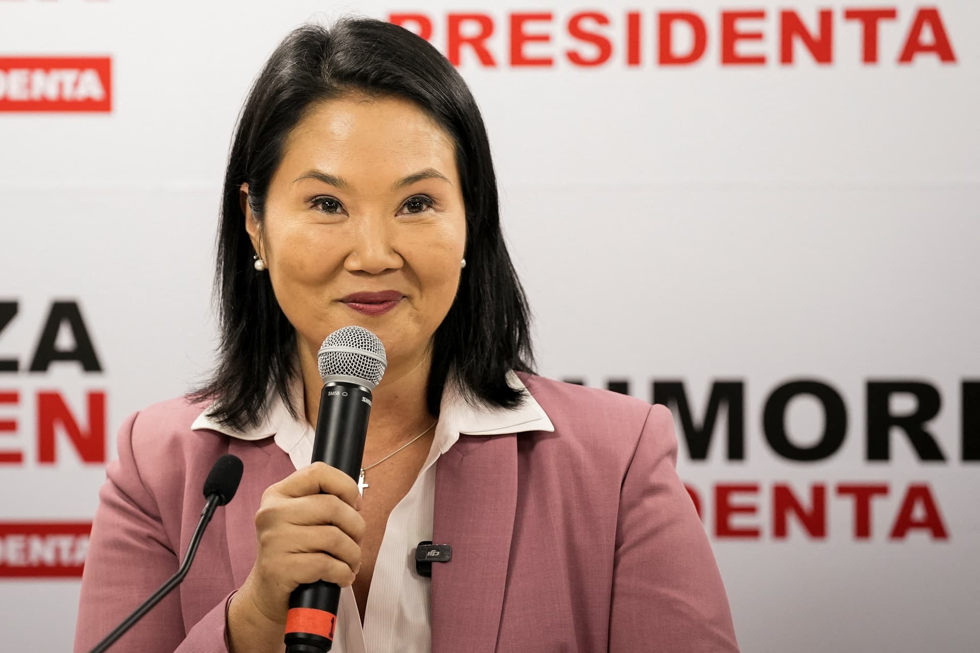 La Derechista Keiko Fujimori Gana las Elecciones en Perú