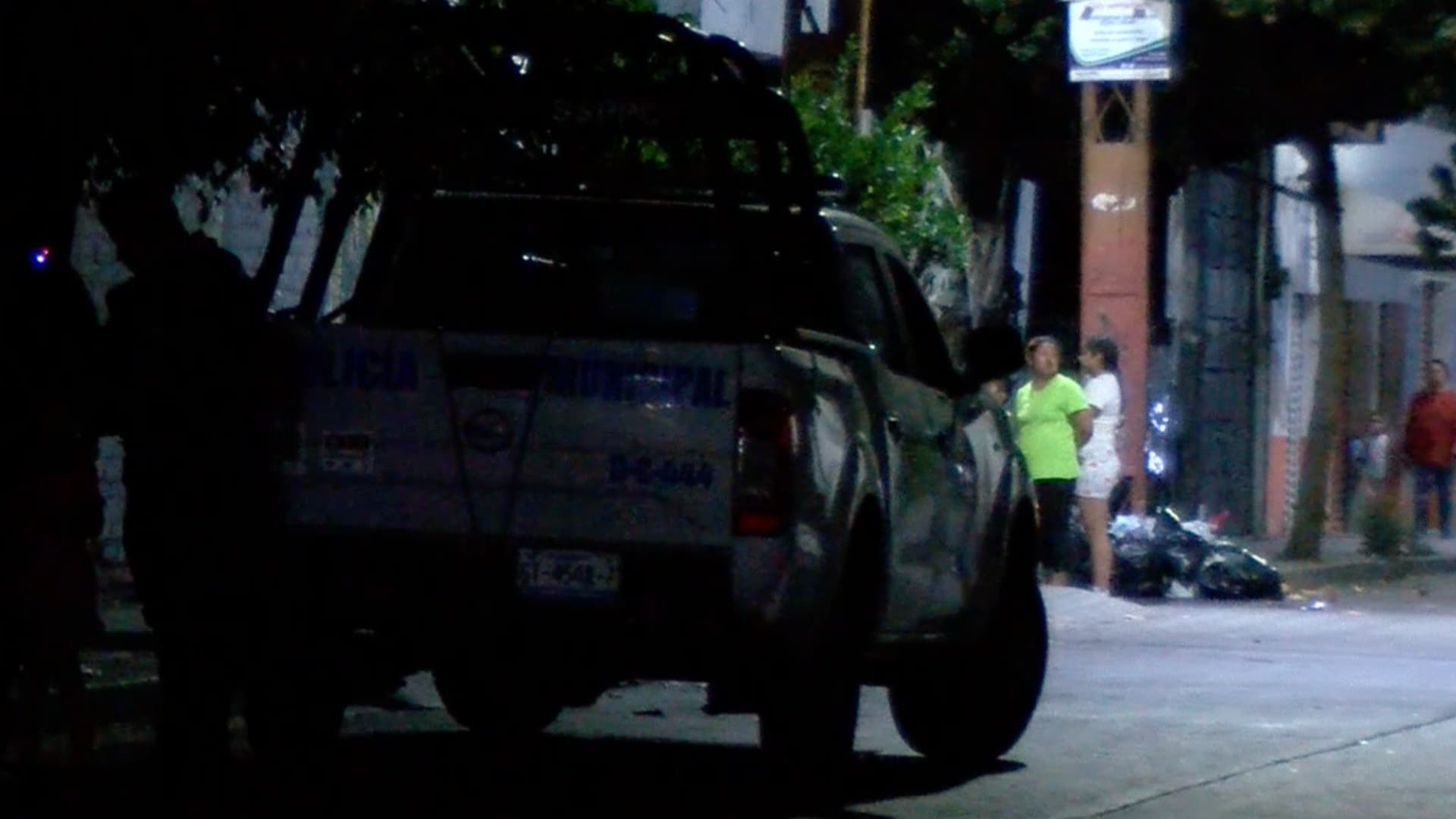Coche le Cae Encima a un Hombre Dejándolo Gravemente Herido en Irapuato