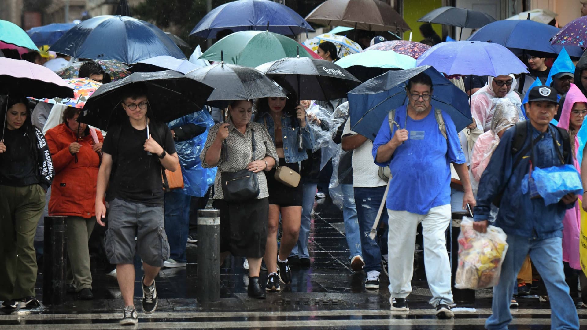 Alertan Lluvias Fuertes Con Descargas Eléctricas en 9 Estados Hoy Domingo 16 de Agosto