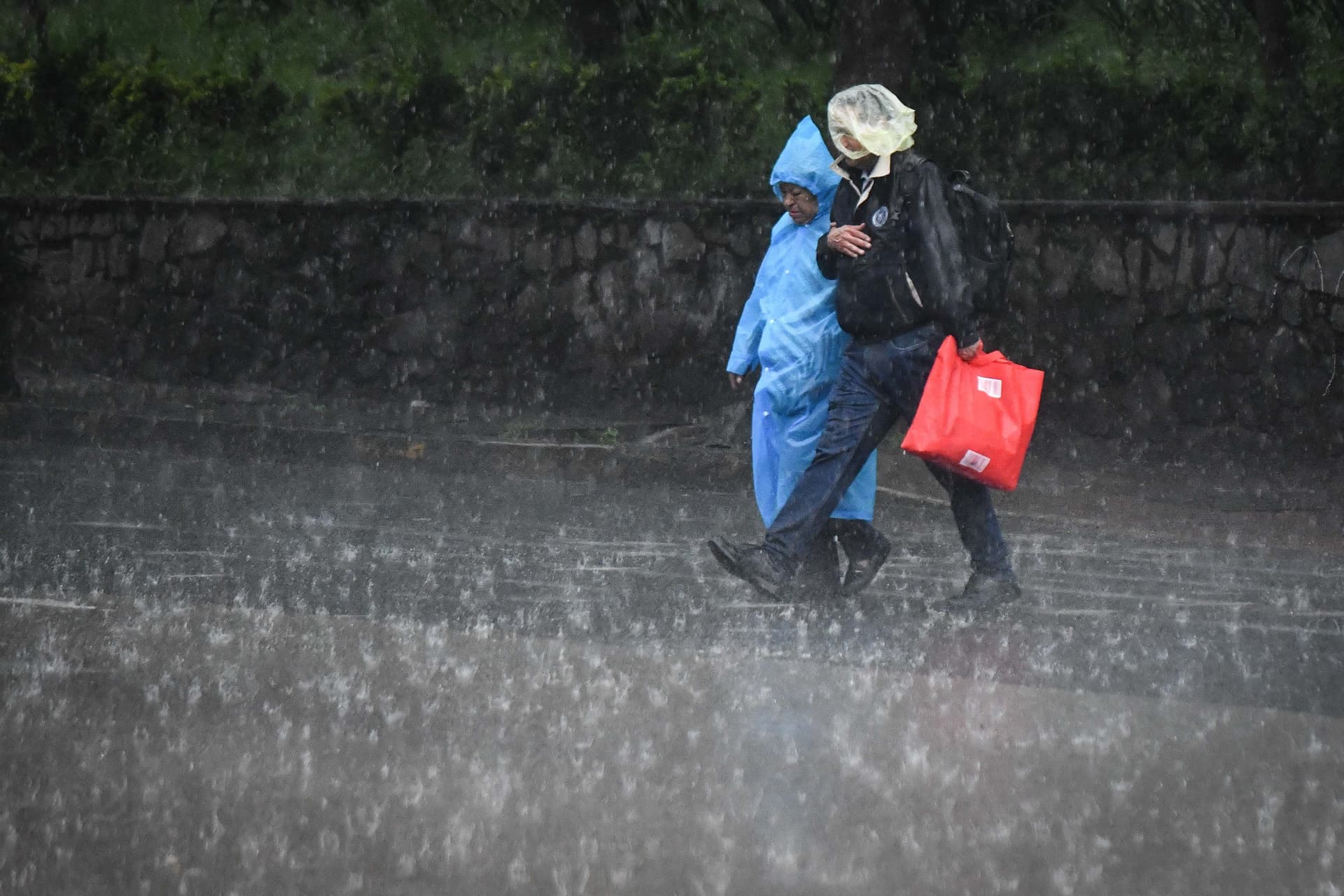 Pronóstico del Clima Hoy 7 de Junio: Prevén Lluvias Torrenciales en Costa y Centro del País