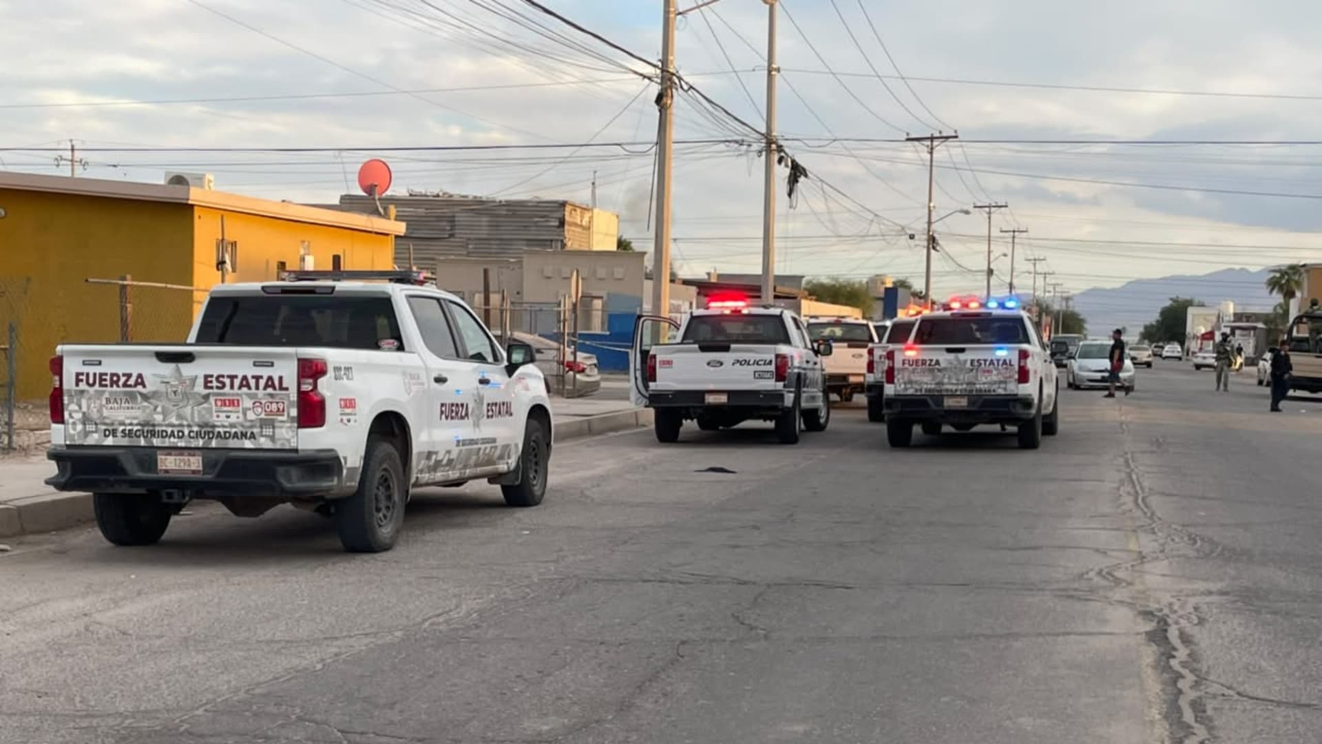 Sujeto Ataca a Balazos a Policías Estatales en Mexicali, Baja California