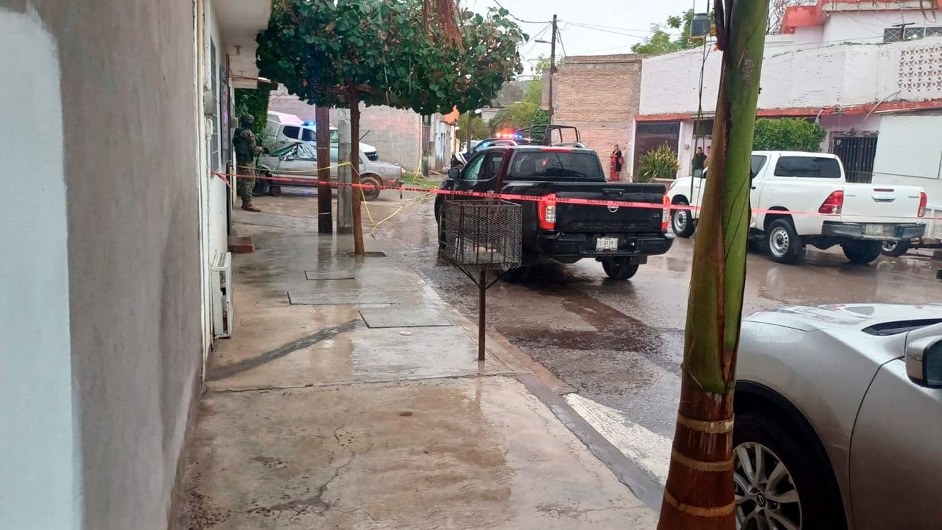 La persona localizada dentro de un domicilio sobre la la calle Industrial del Nazas, presentaba huellas de violencia