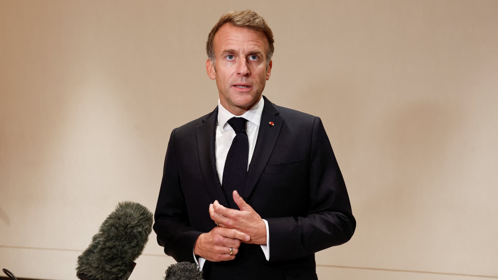 Macron