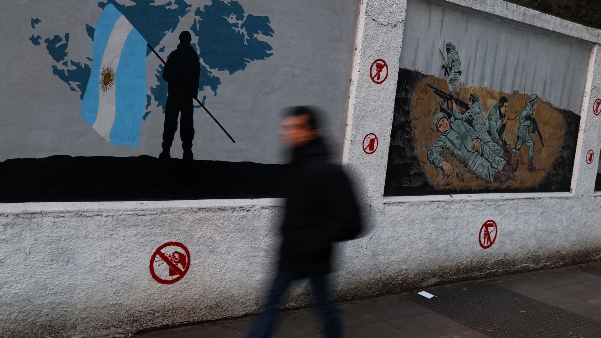 Argentina e Inglaterra Reviven un Clásico Mundialista y el Reclamo por las Malvinas