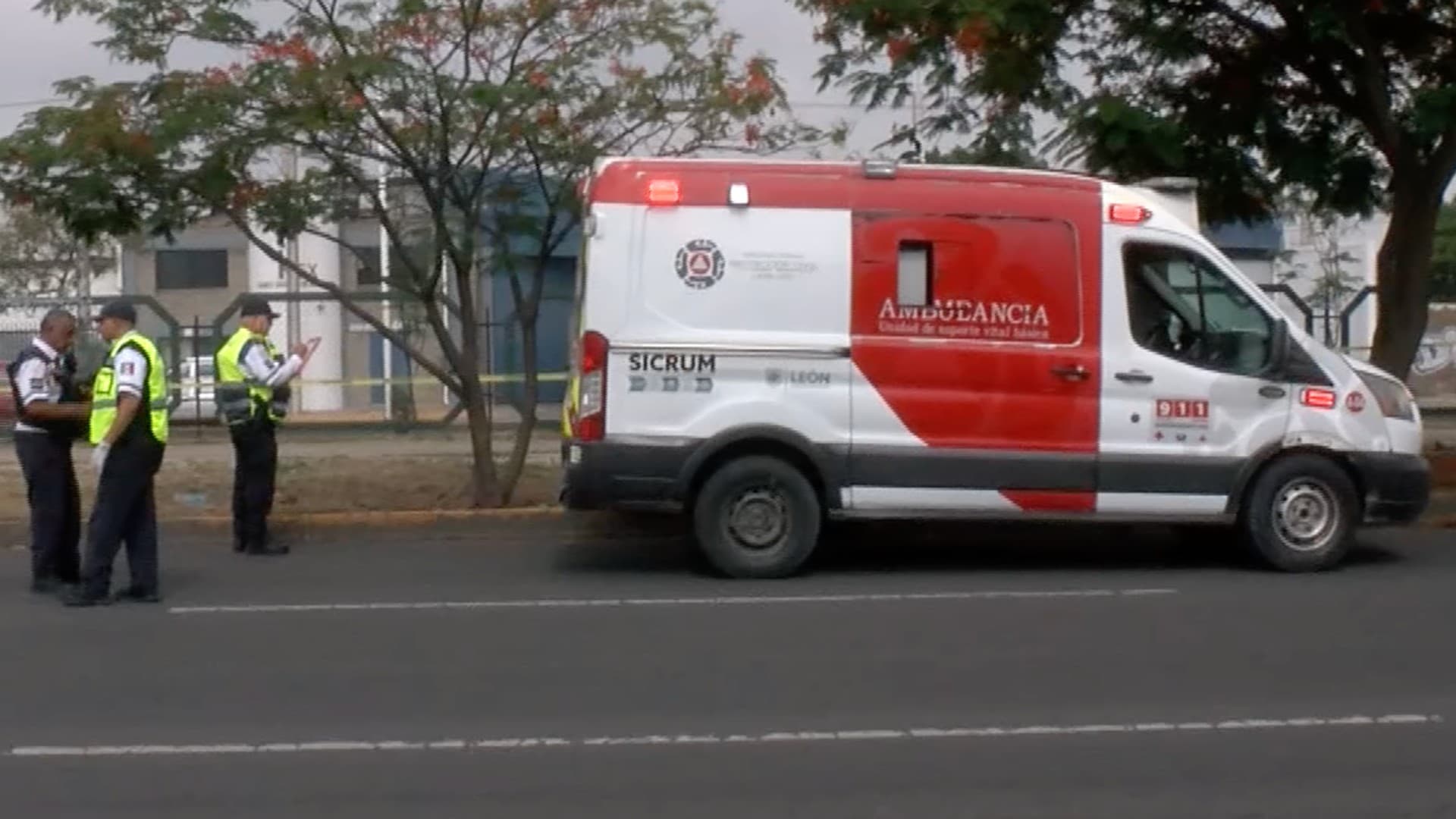 Mario de 21 años de edad, falleció al derrapar en su moto, esperó casi dos horas a la ambulancia.
