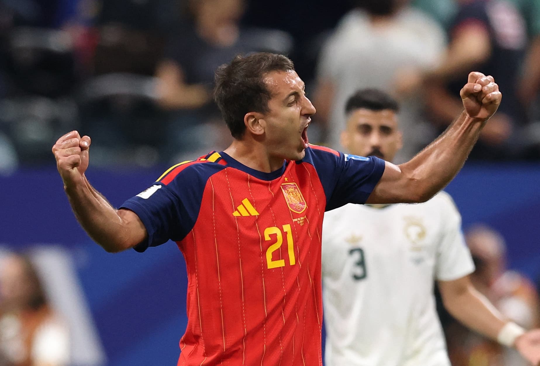 Dónde Juega Mikel Oyarzabal