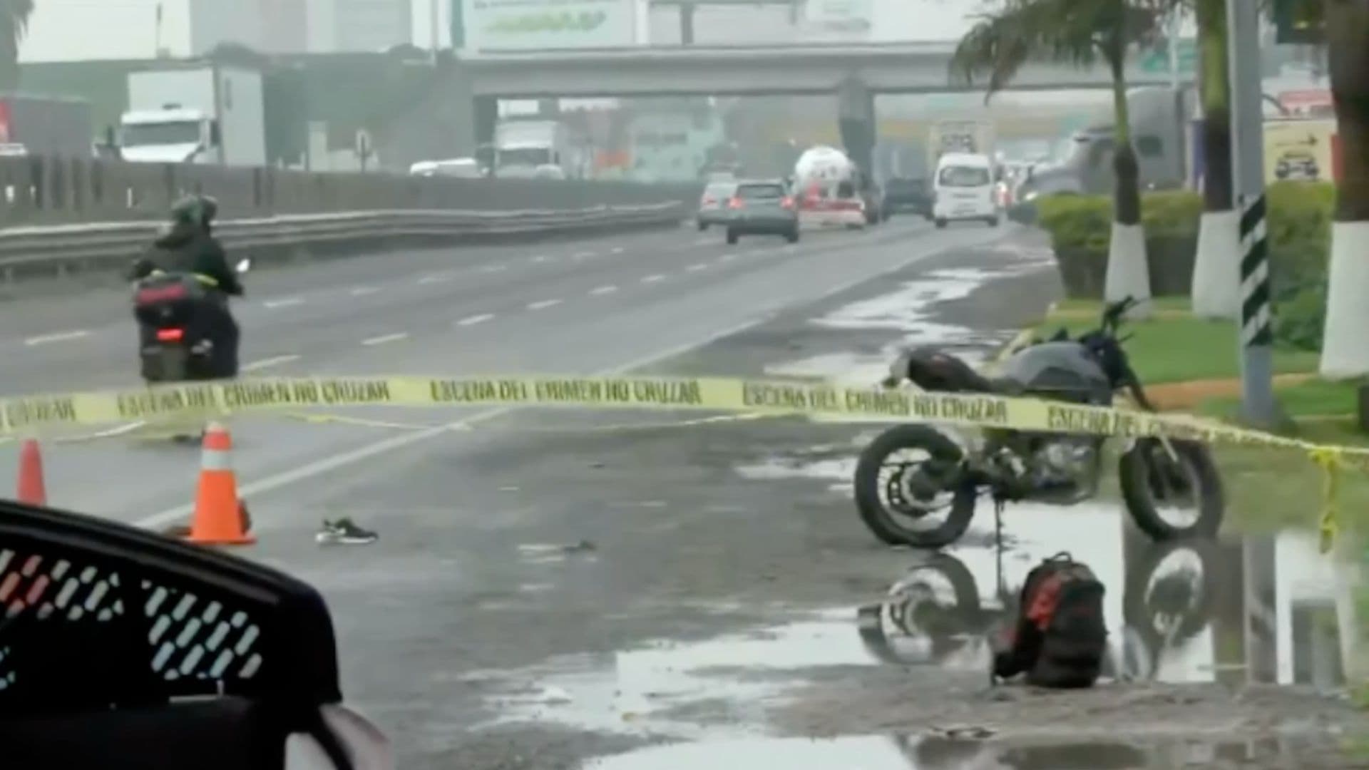 Muere Motociclista Presuntamente al Derrapar en la Carretera León - Silao en Guanajuato