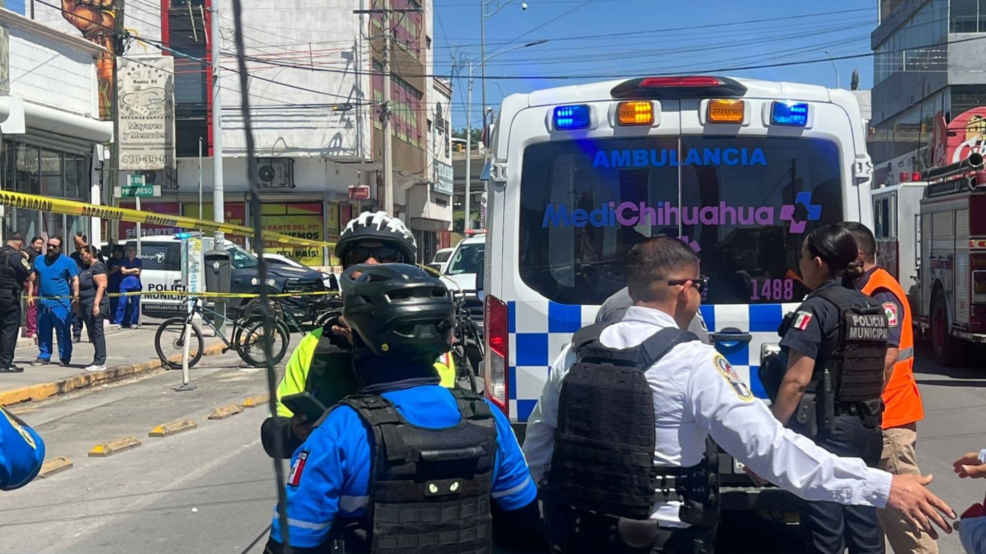 Movilización de cuerpos de emergencia en Chihuahua