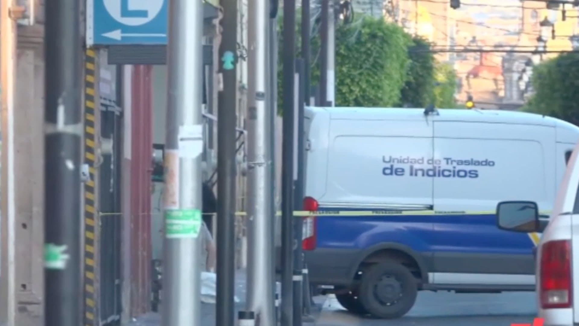 Un hombre falleció al caer de las escaleras de un bar que se encuentra en el centro de León, frente al templo Expiatorio, hay dos personas detenidas.