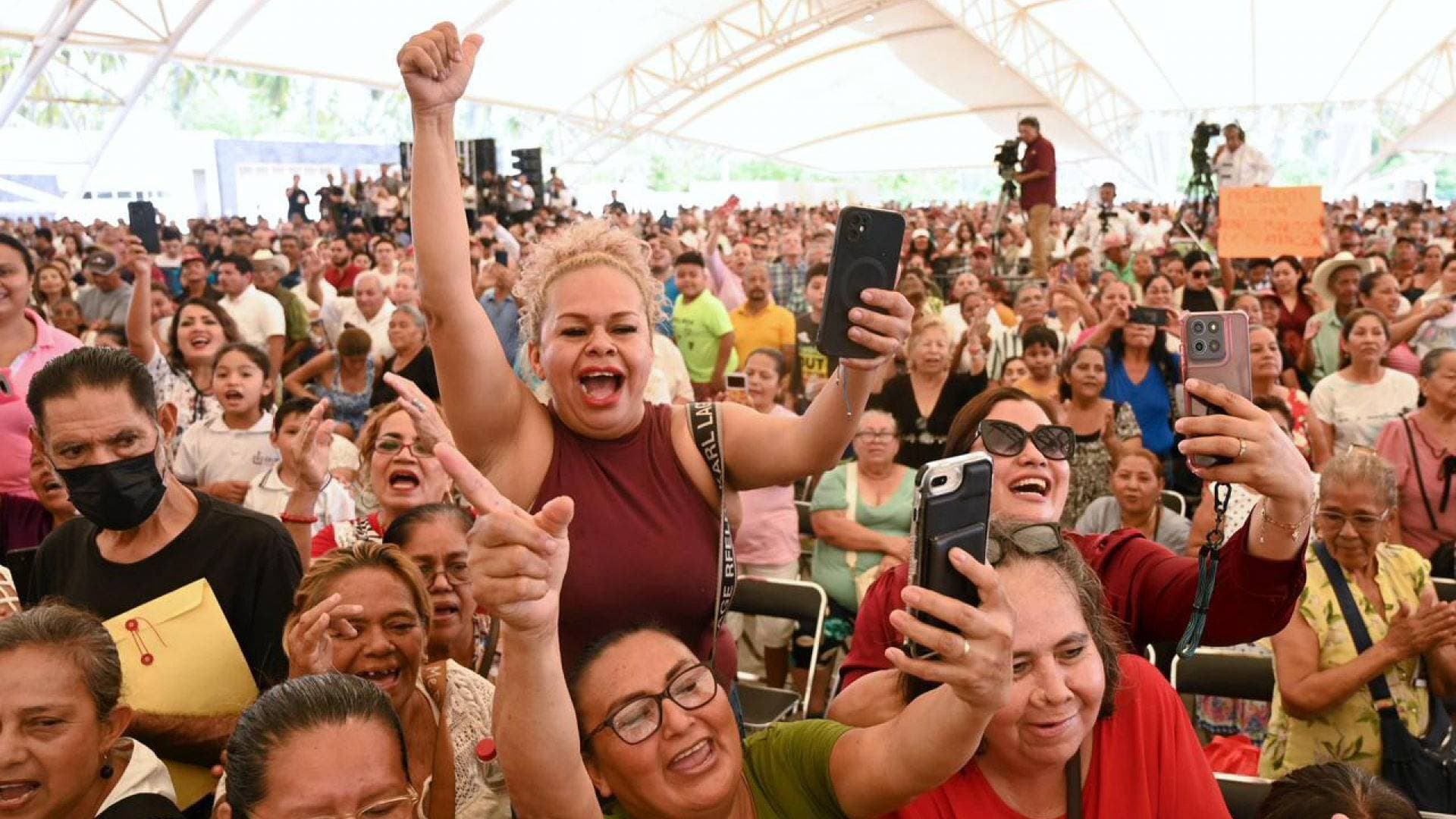 Pensión Mujeres Bienestar Pago 6400 Pesos.