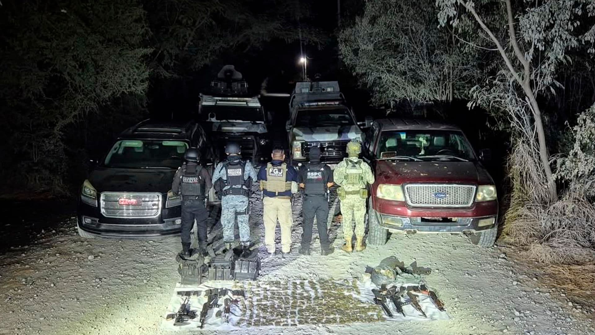 Operativo en Ciudad Victoria Deja Armas, Droga y Camionetas Aseguradas