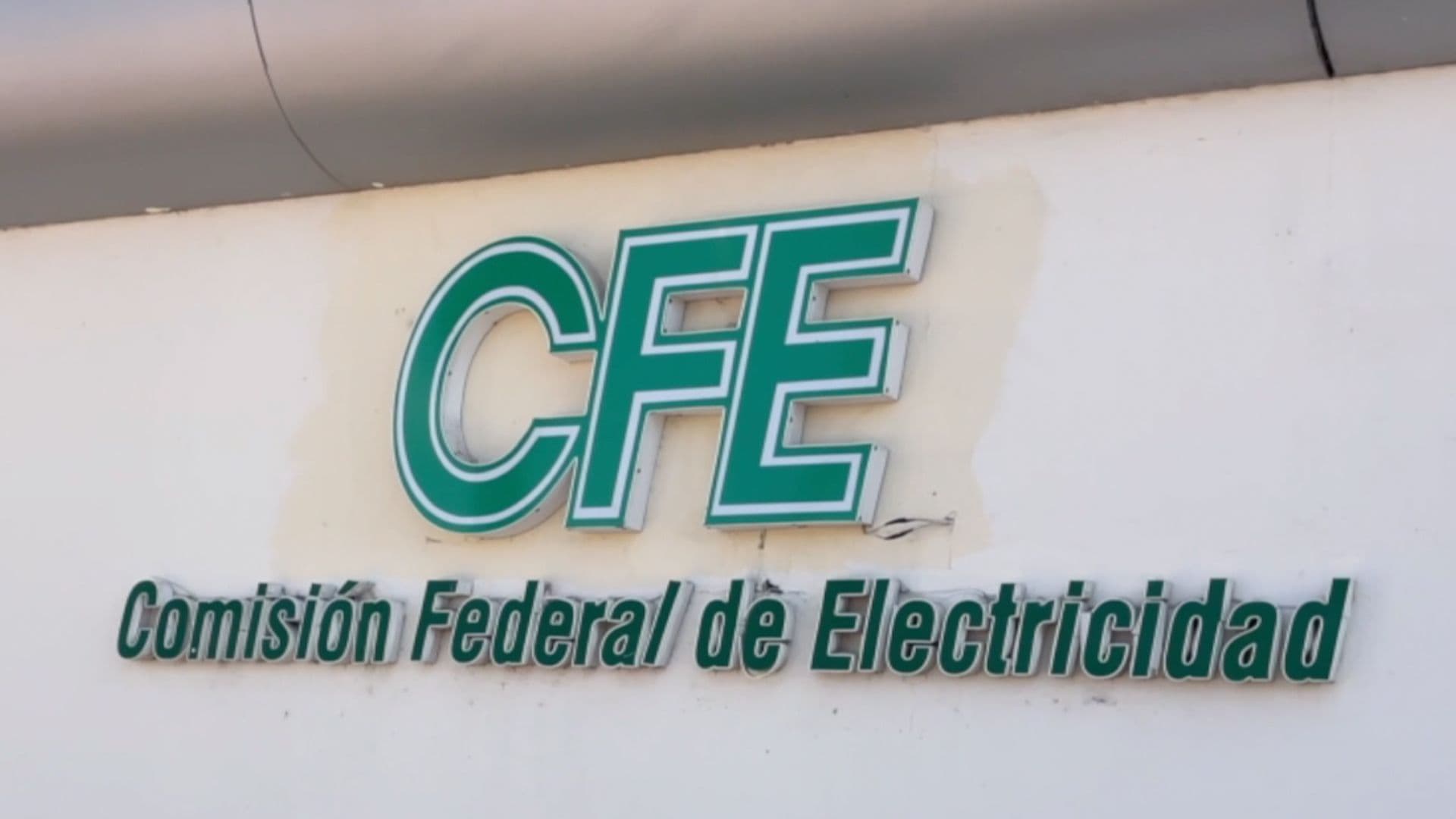 Familias de Altamira Retienen a Personal de la CFE y COMAPA Tras 4 Días Sin Luz