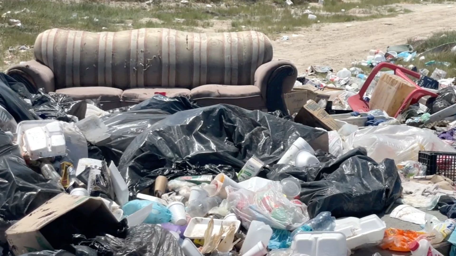Aumenta Basurero Clandestino Ubicado en Acceso a Playa Bagdad en Matamoros