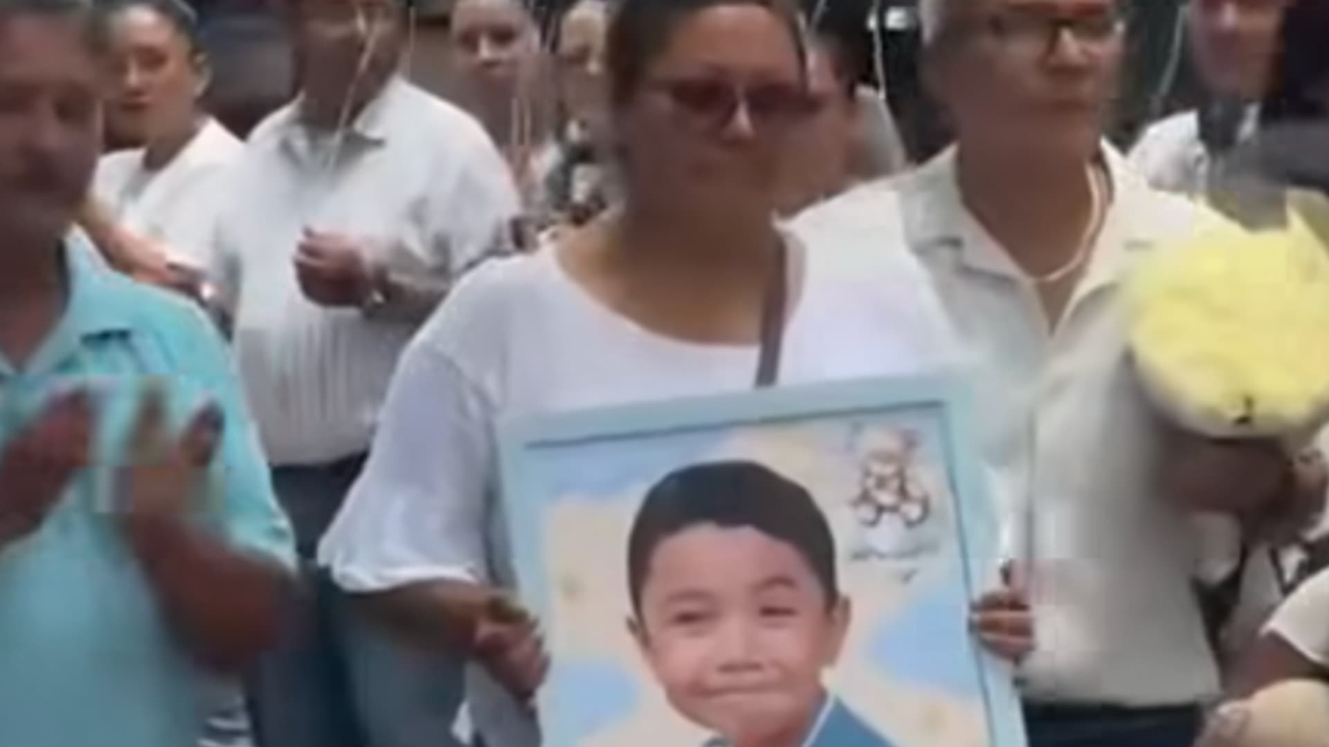 Despiden a Niño de Cinco Años Murió al Detonar un Artefacto Explosivo en Celaya.