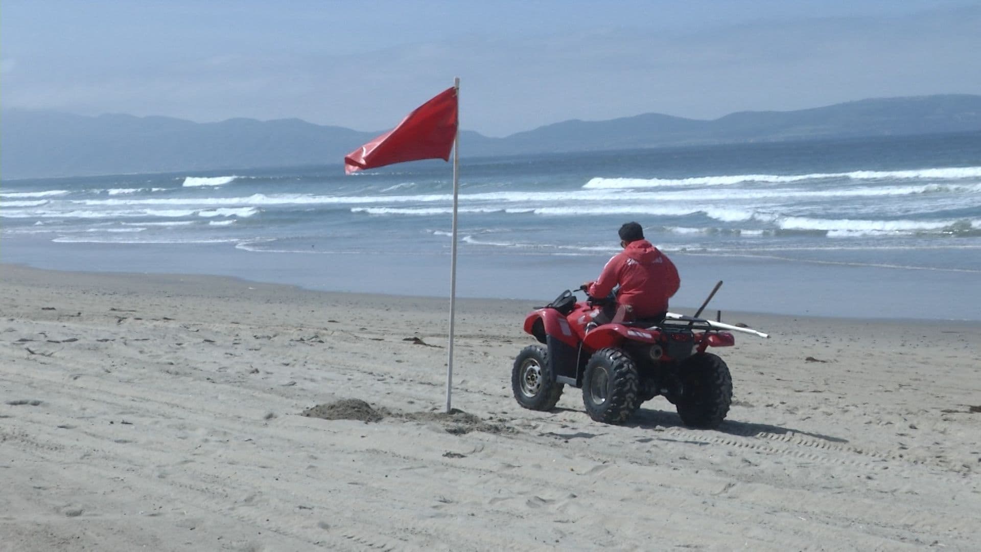 Mantienen Operativo Para Rescatar A Pescadores Caídos Al Mar De Ensenada, BC