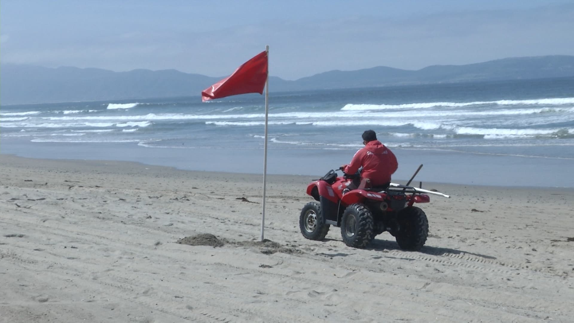 Mantienen Operativo Para Rescatar A Pescadores Caídos Al Mar De Ensenada, BC