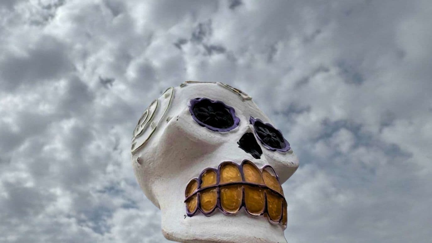Invitan al desfile “Amor Eternamente Muerto”