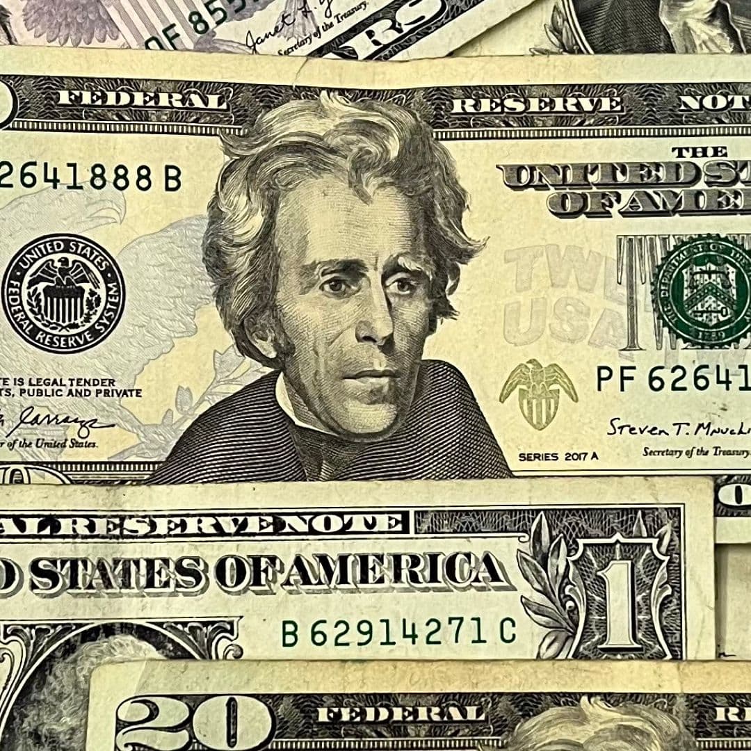 Precio del Dólar en México y la Frontera Norte: Así Cotiza