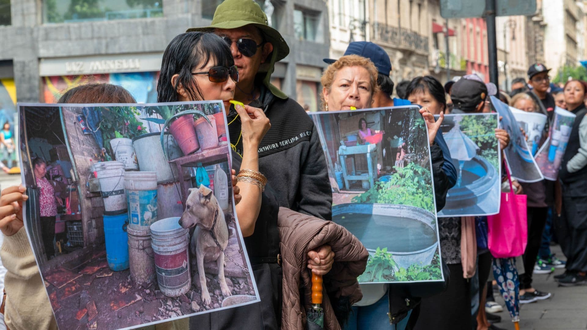 Protesta de habitantes de Ecatepec.
