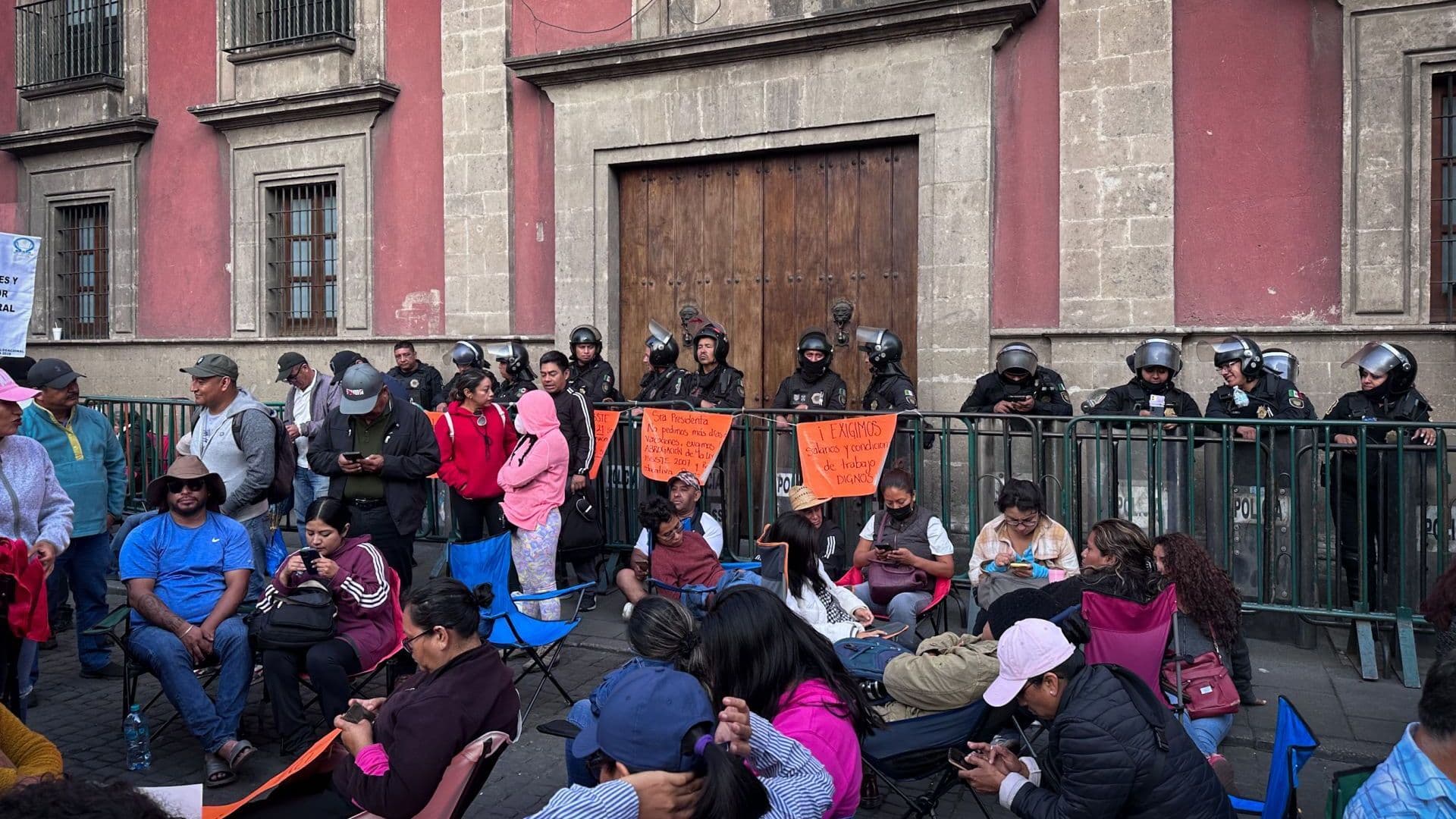 Reunión CNTE en Palacio Nacional